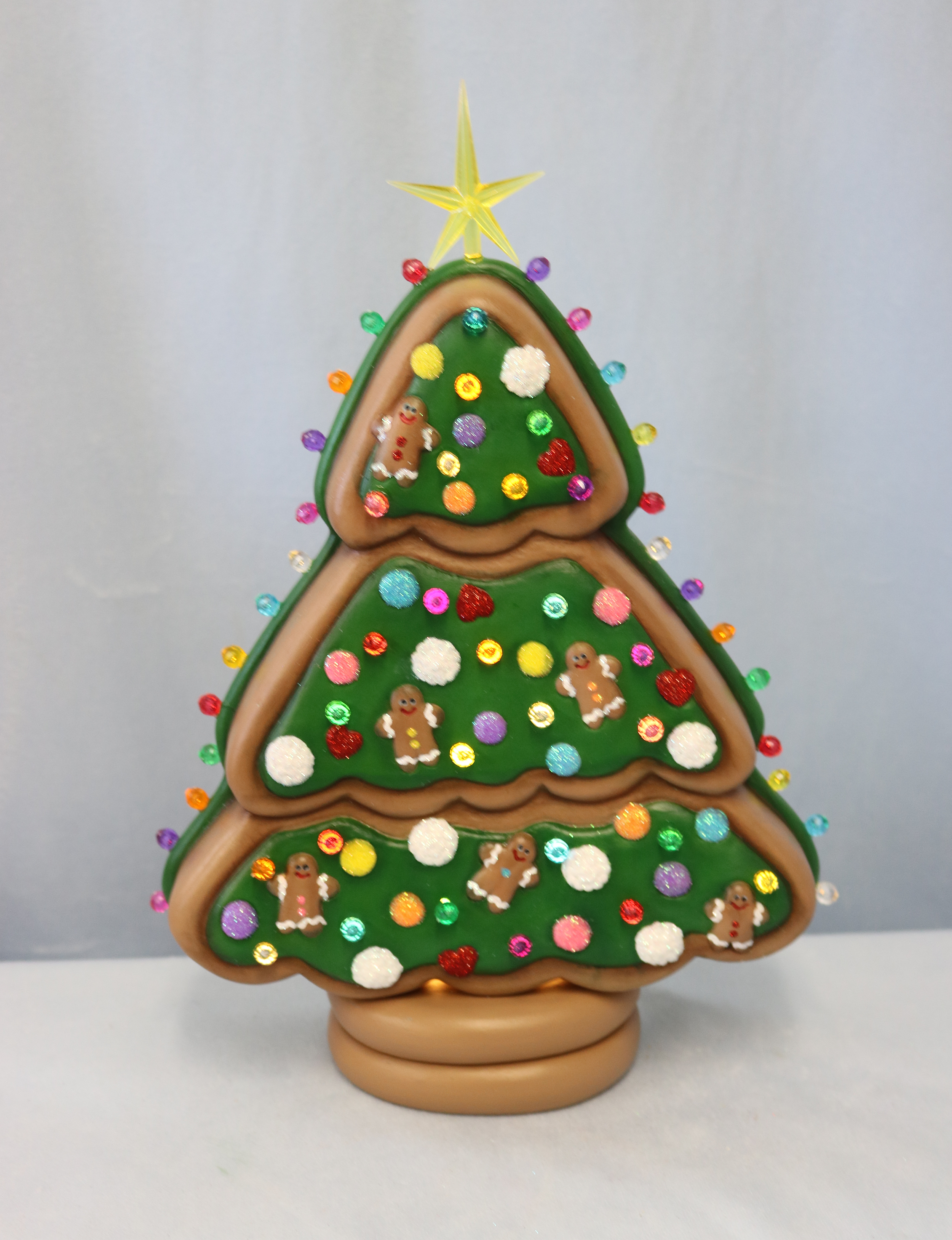 Tree GB with Lights 12.png