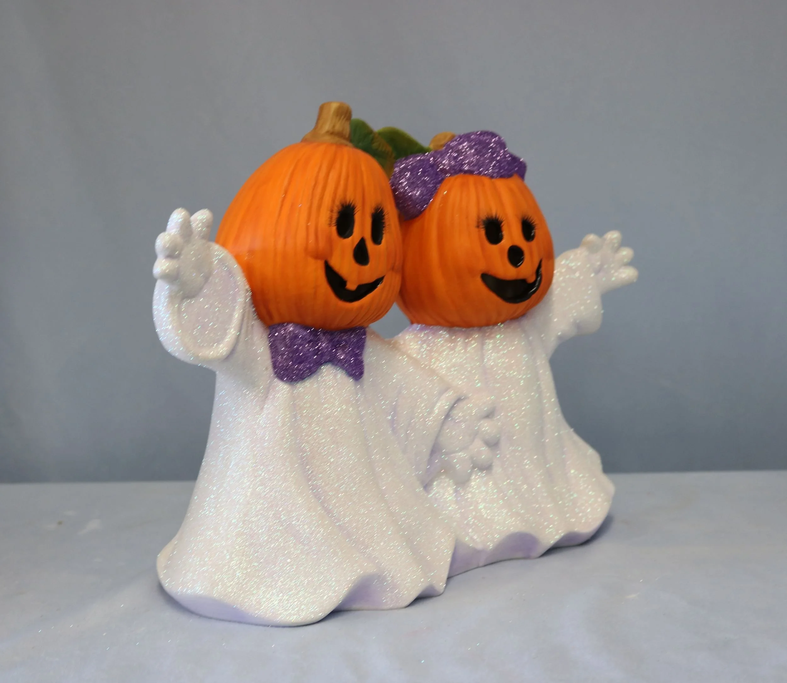 Jack o lantern ghosts 14.jpg