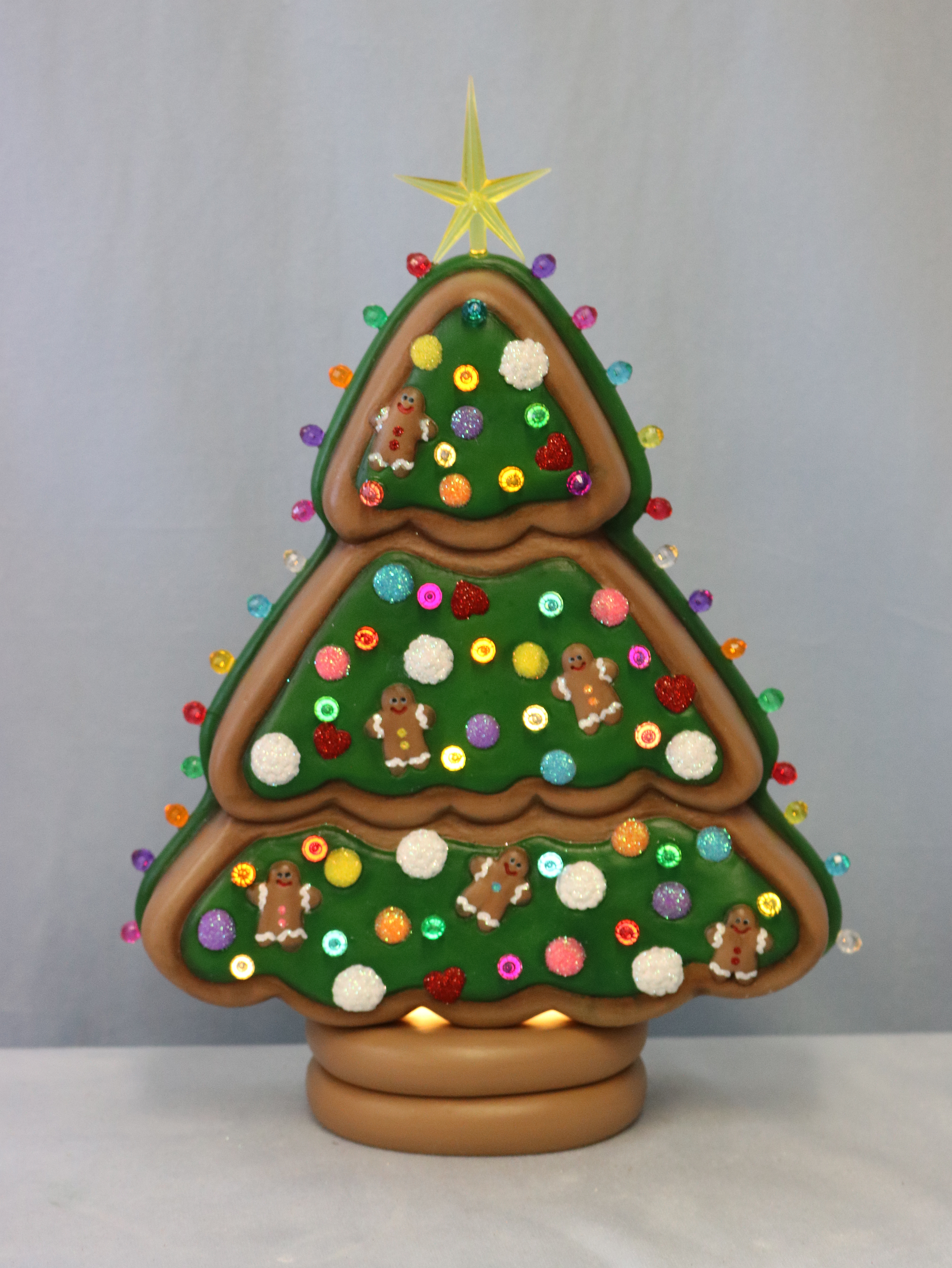 Tree GB with Lights 3.png
