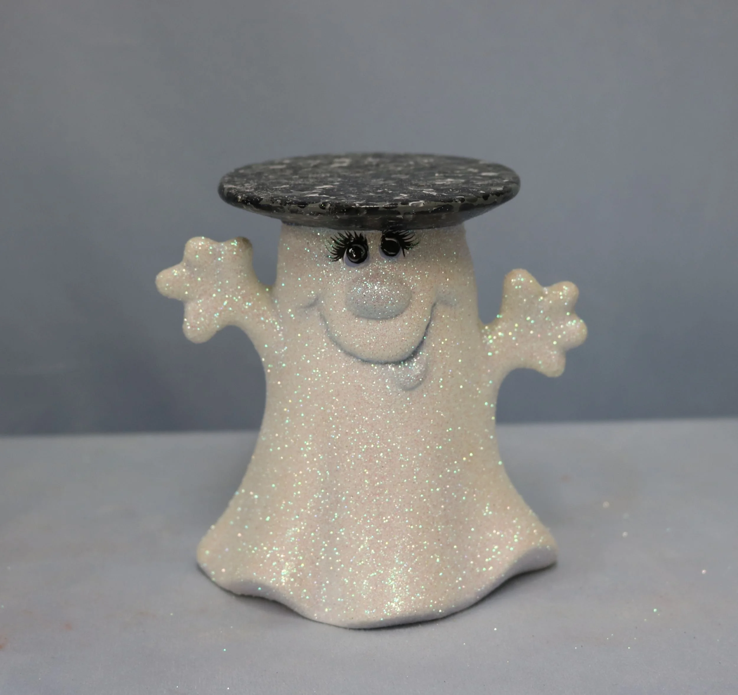 Ghost sparkle with candle 37.jpg