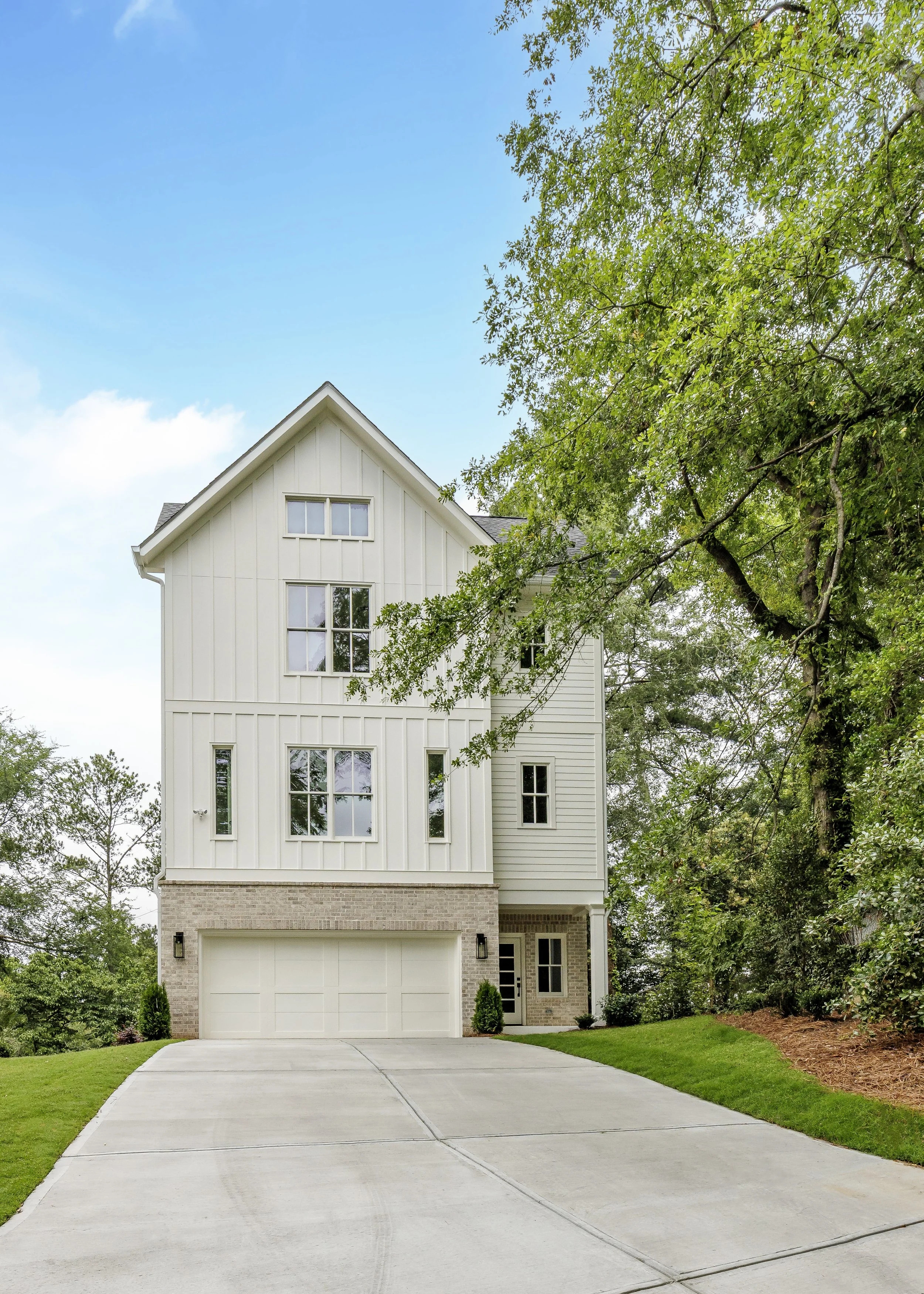 2753 S Bamby Ln_hi-res_3.jpg