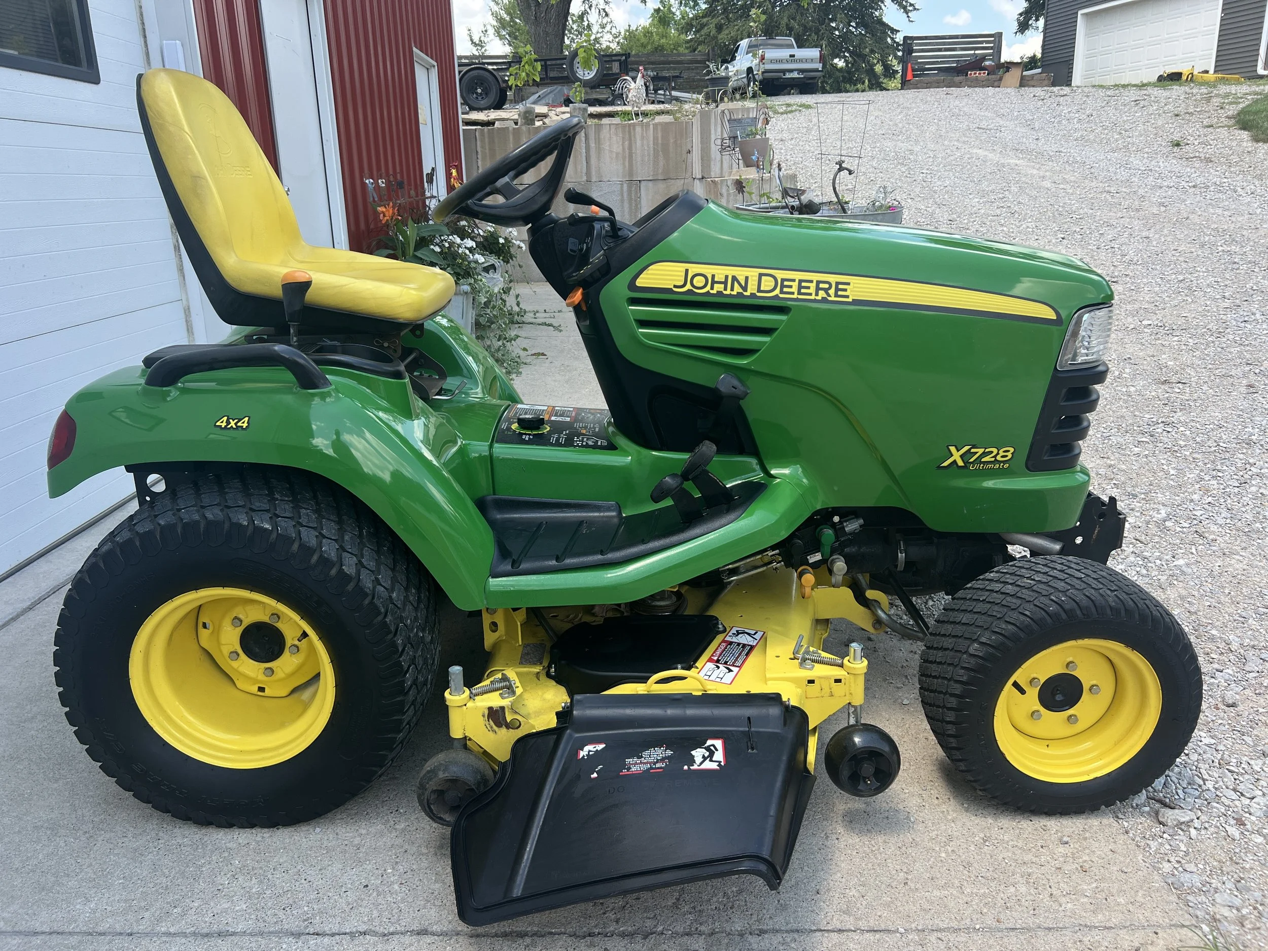 2006 John Deere X728 4X4 garden tractor 54" deck 686 hours