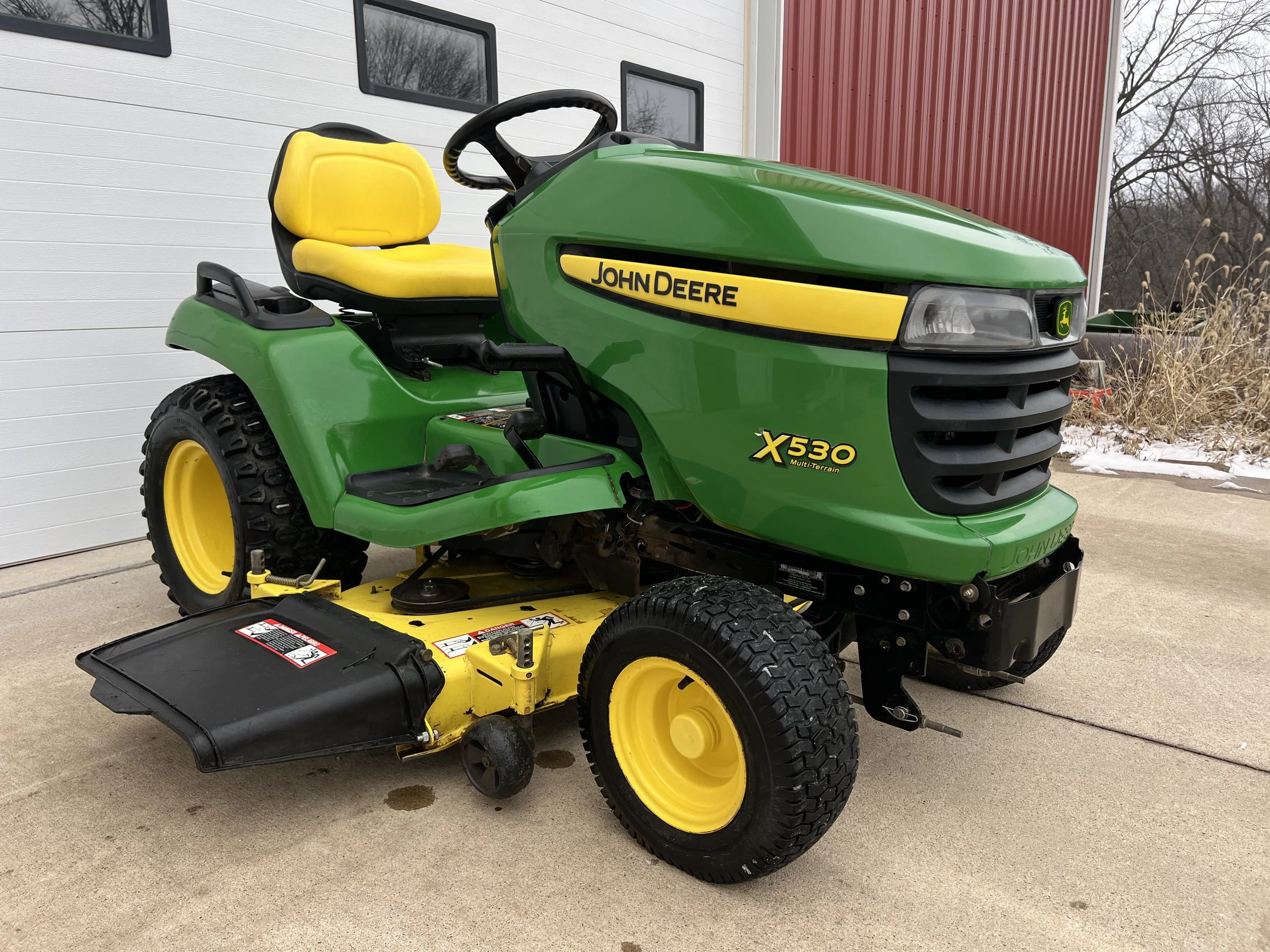 2012 John Deere X530 garden tractor 48" deck Power steering/lift/locking diff. 647 hours $3999 $ 