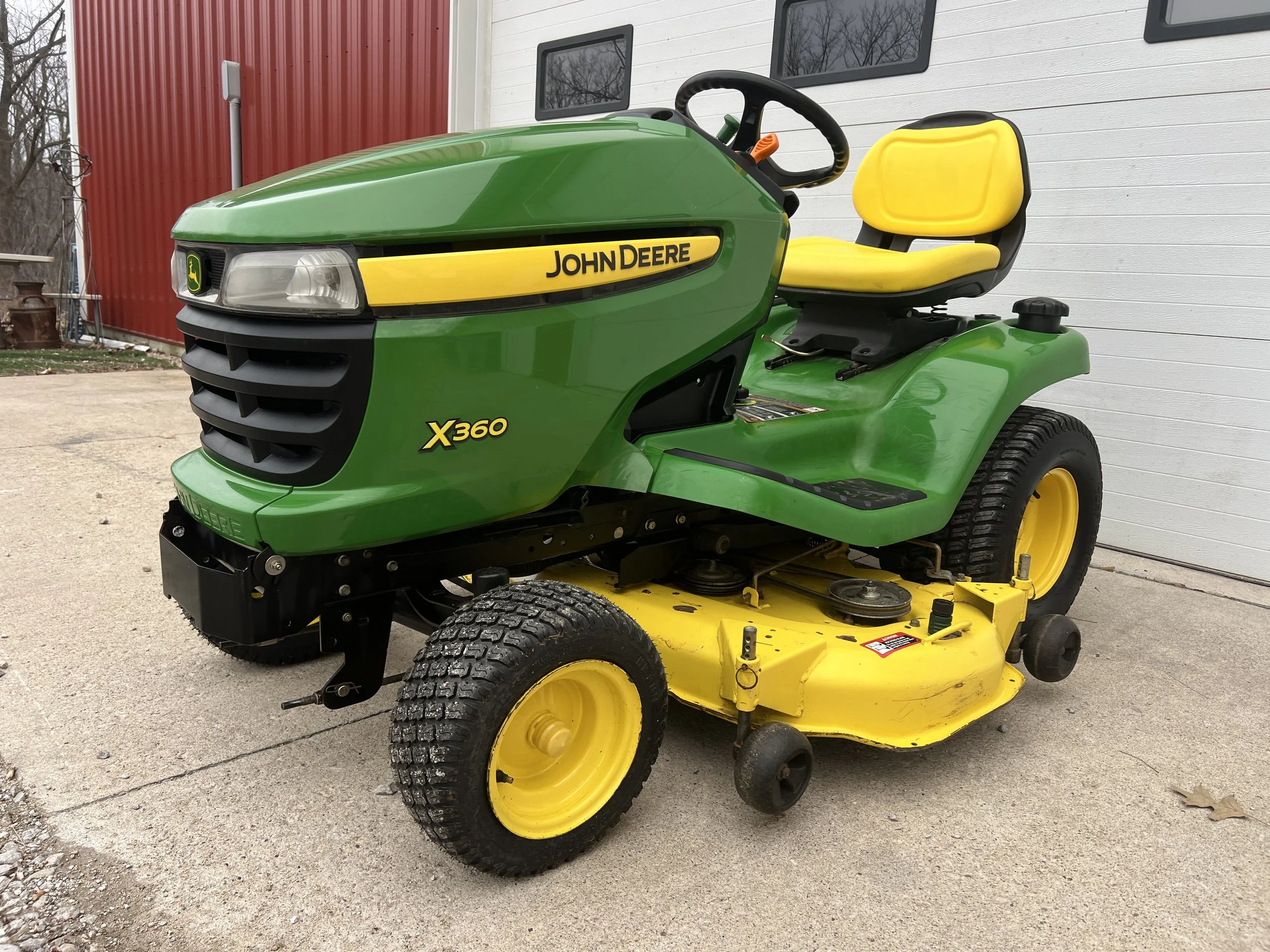 2008 John Deere X360 tractor 48" deck 360 hours $3299