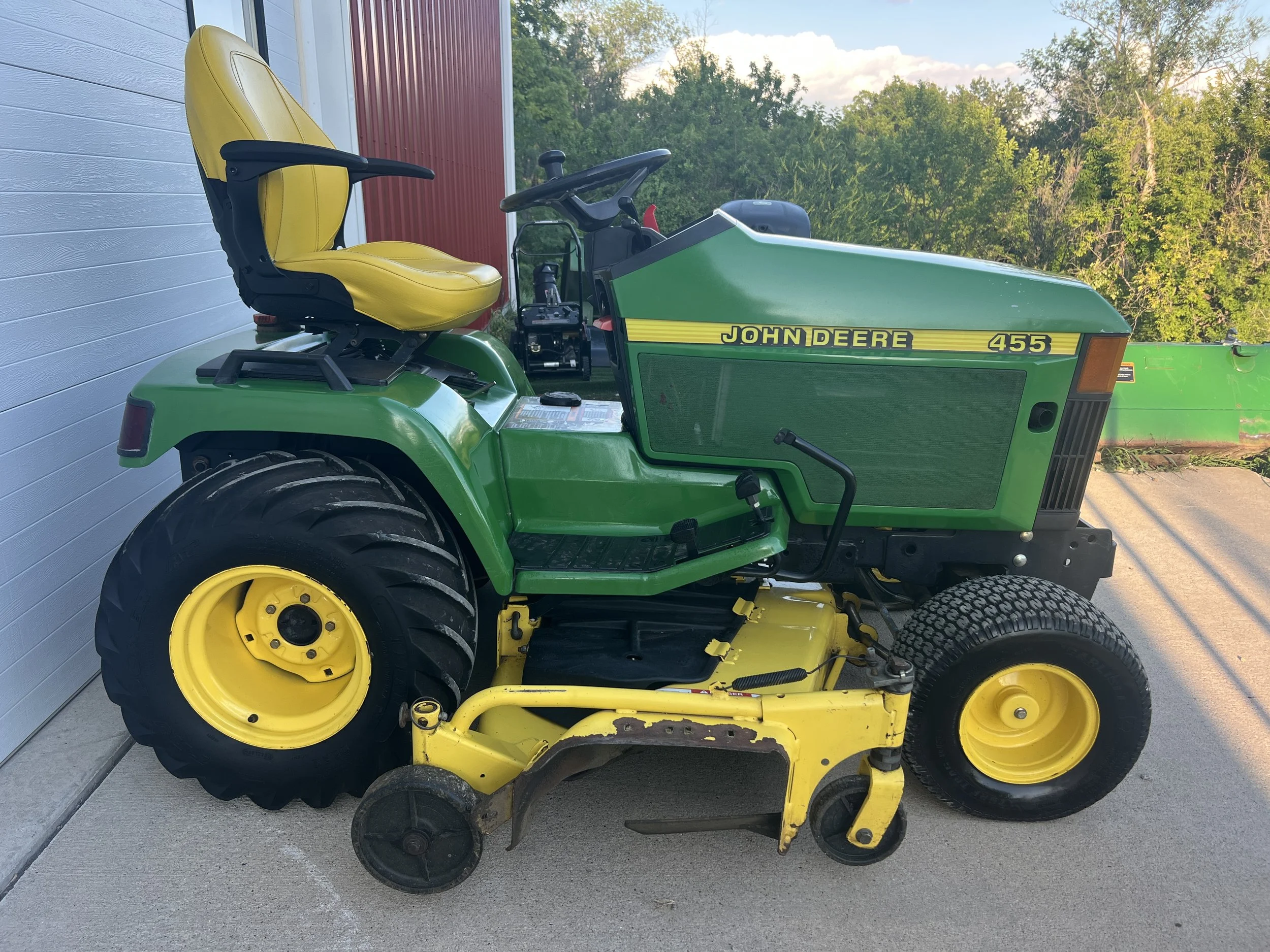 1999 John Deere 455 garden tractor 60" deck 1666 hours $5299