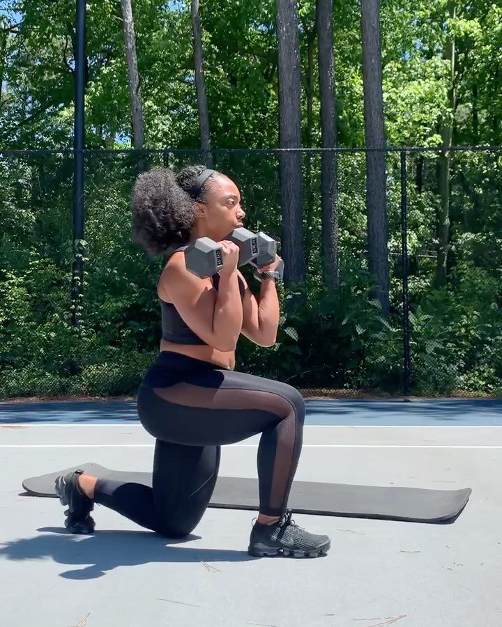 ☀️ DB ONLY - OUTDOOR WORKOUT☀️
⠀⠀⠀
🤗 Hope you enjoy this workout !
⠀⠀⠀
⚡️ 12 Reverse Lunge and Curl &mdash;&gt; 8 Per Half Knelling Single Arm Press
*Complete 3 Rounds*
⠀⠀⠀
⚡️ 12 Tall Kneeling Push Press &mdash;&gt; 8 Per Bird Dog Row
*Complete 3 Ro
