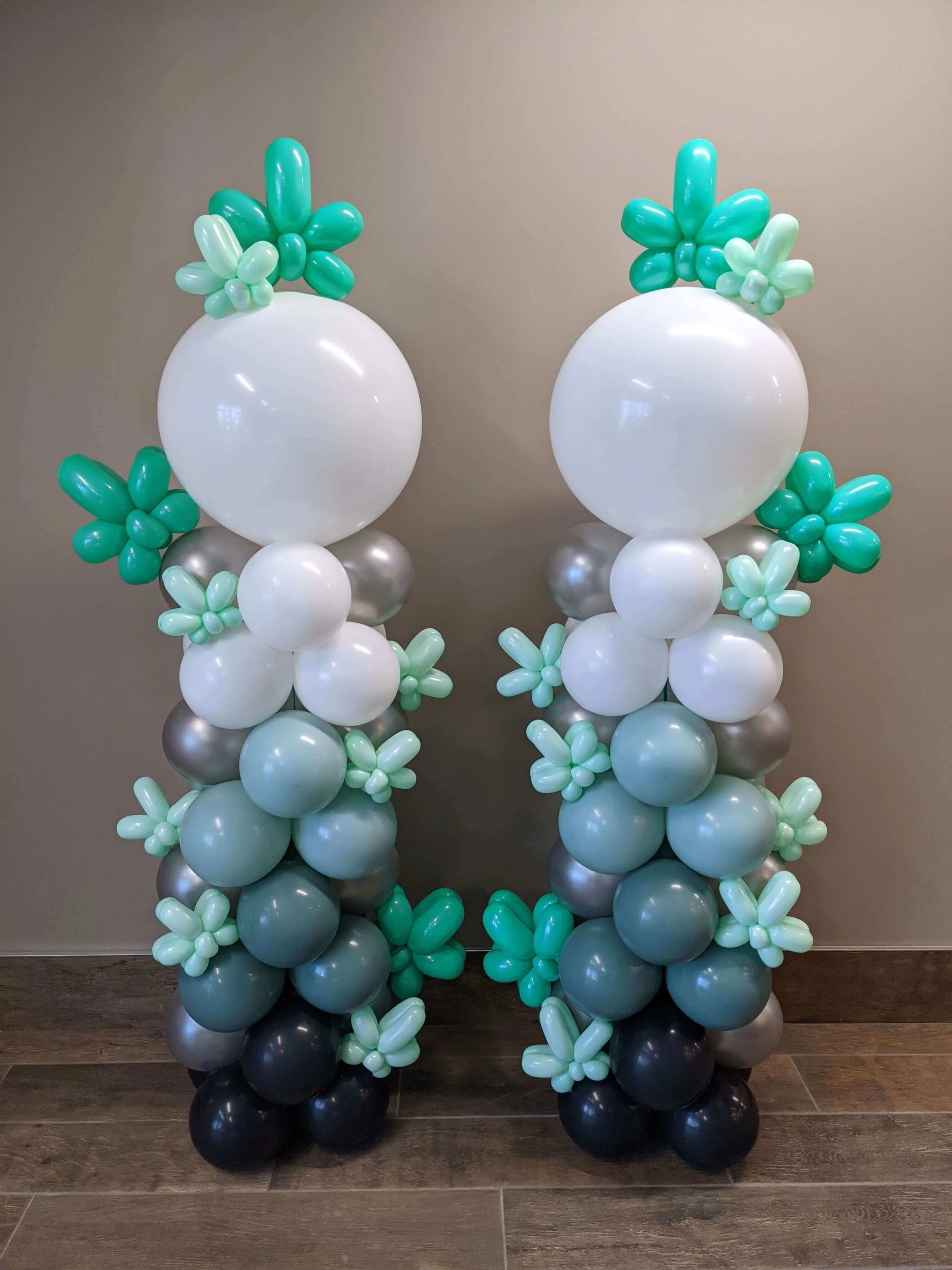 dispensary-grand-opening-weed-balloons.jpg