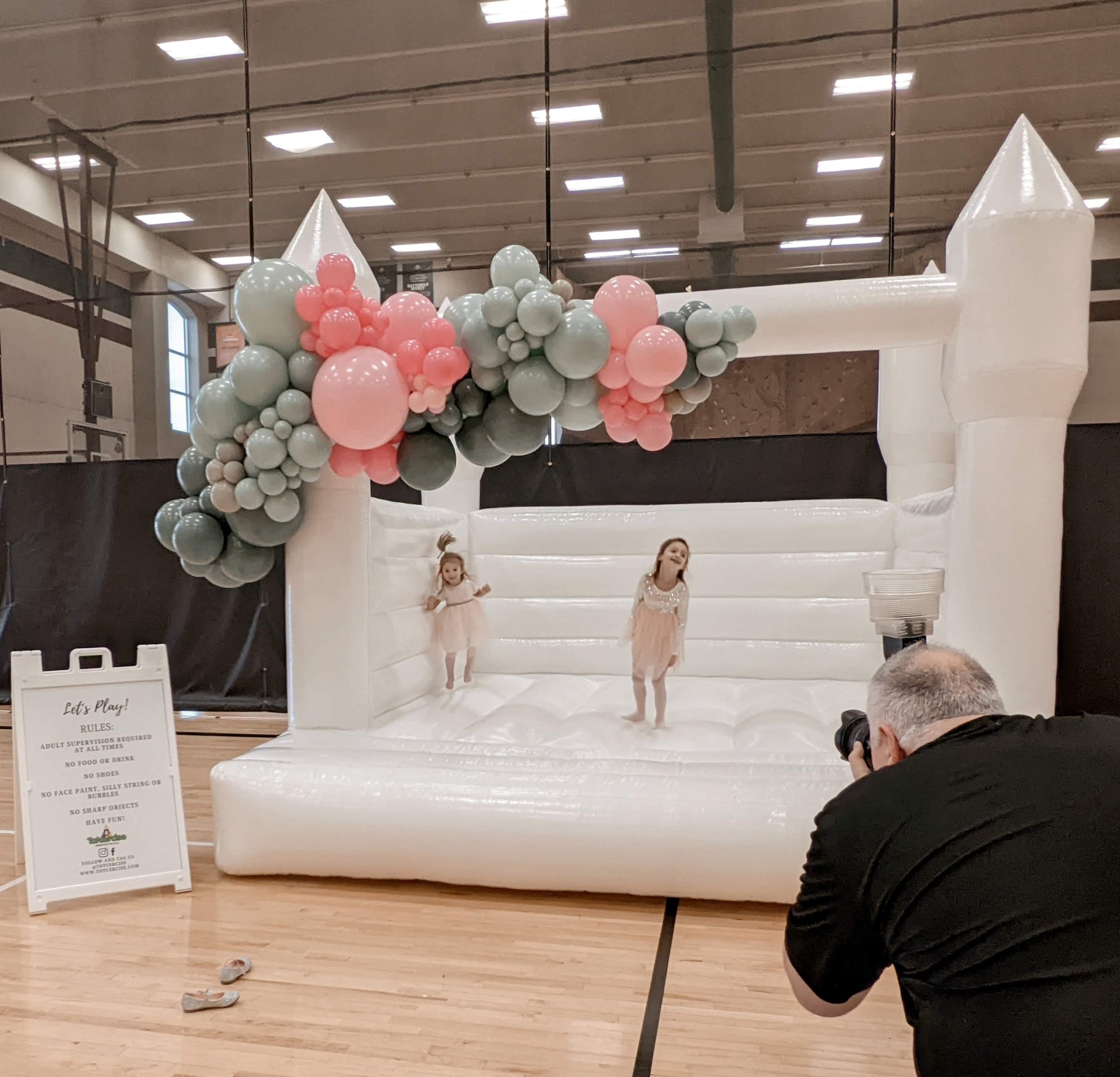 The most popular balloon colors of 2021 — Luxury Balloon Decorators in West  Bloomfield