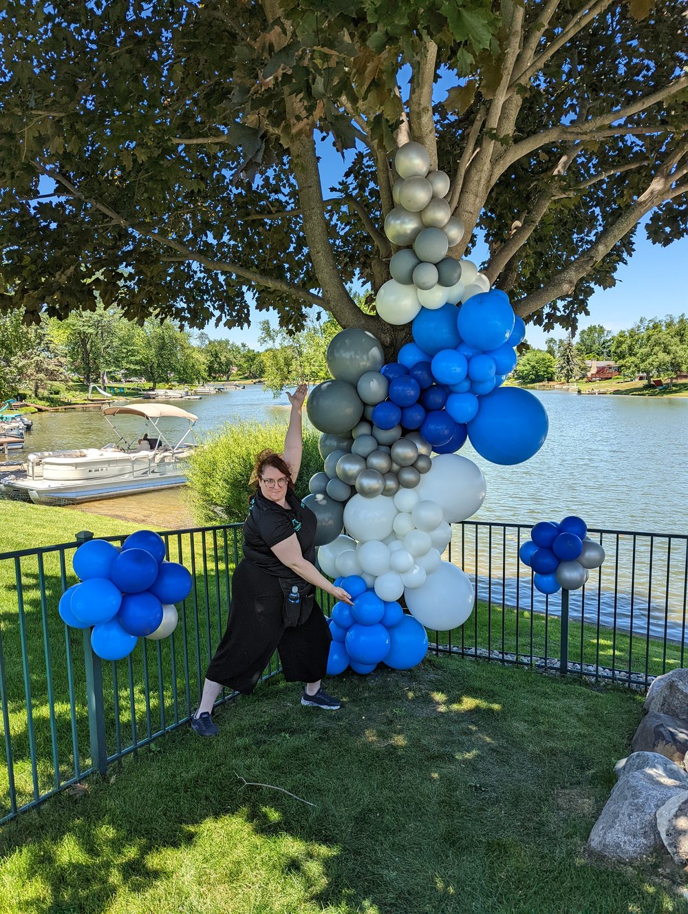 Professional Balloon Decorator West Bloomfield.jpg