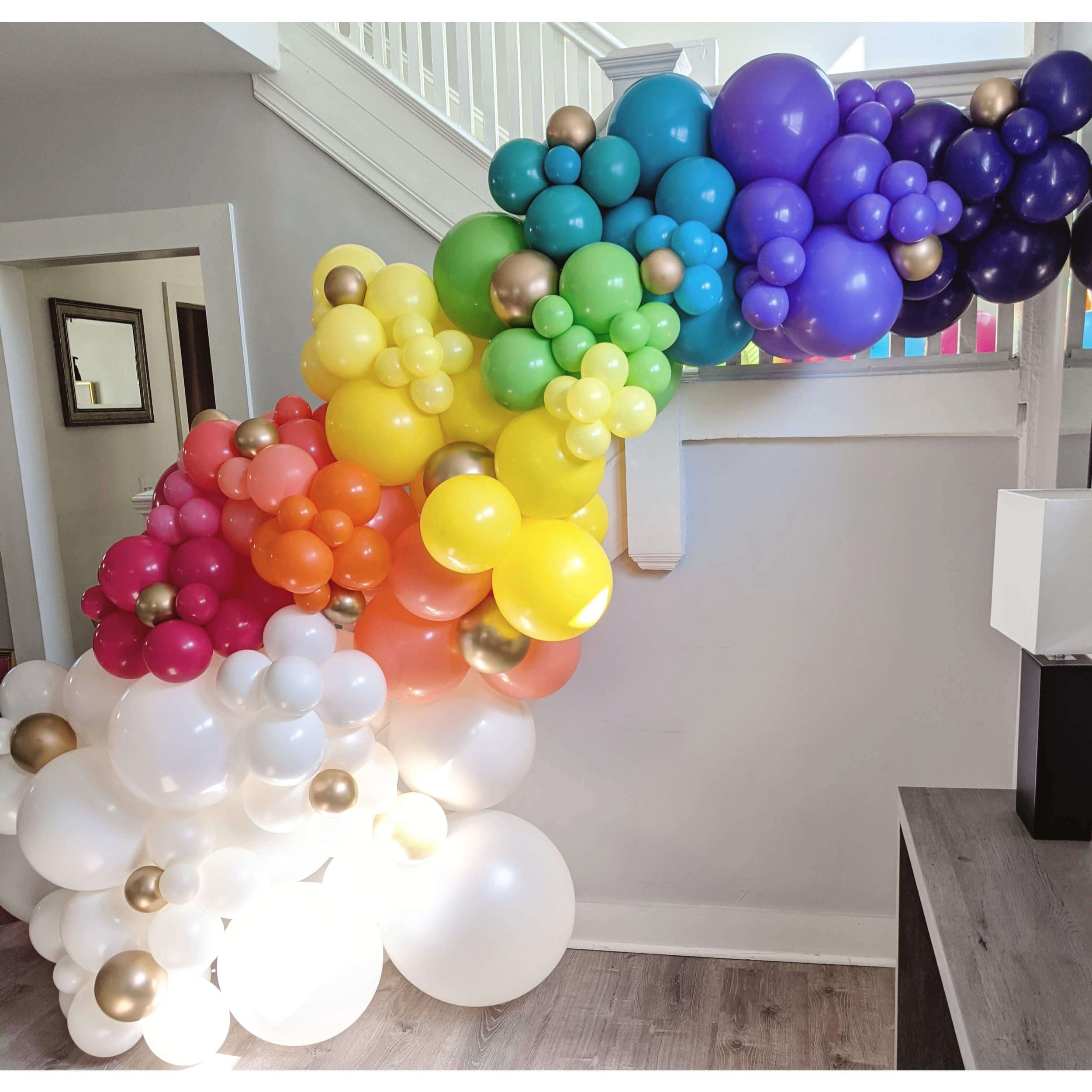 Pride_March_Rainbow_Balloon_Arch.jpg