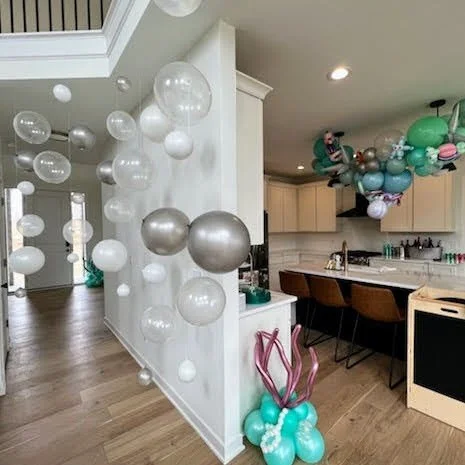 Floating Bubbles Sea Party.jpg