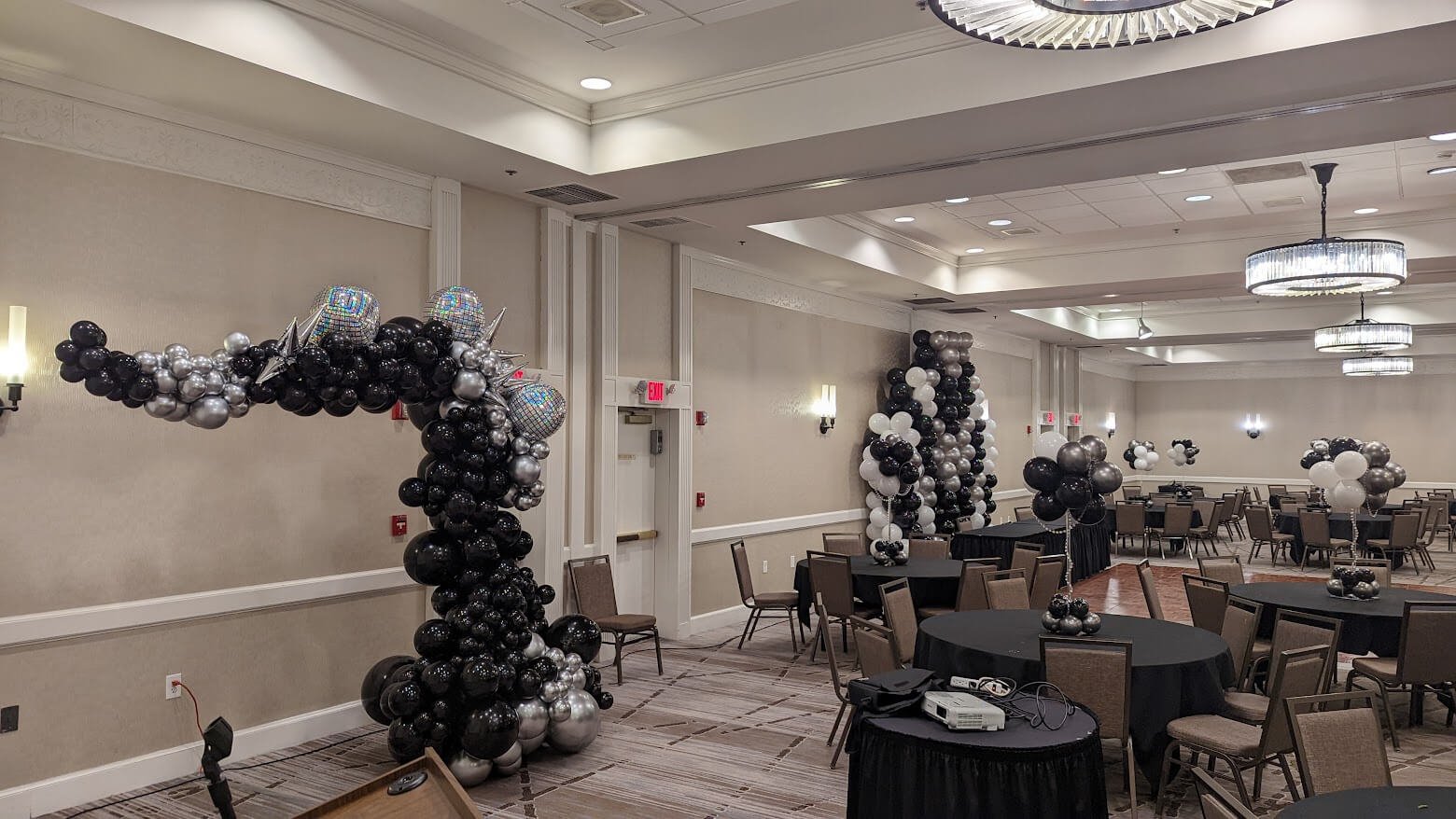 LGBTQ_NYE_Disco_Arch_Decor.jpg
