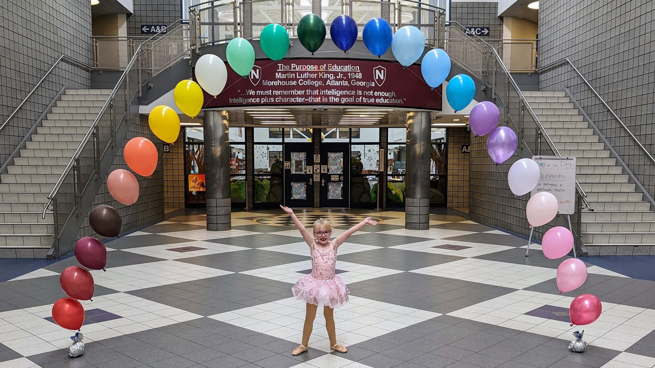 Floating_Helium_Rainbow_Arch_Pride_2.jpg