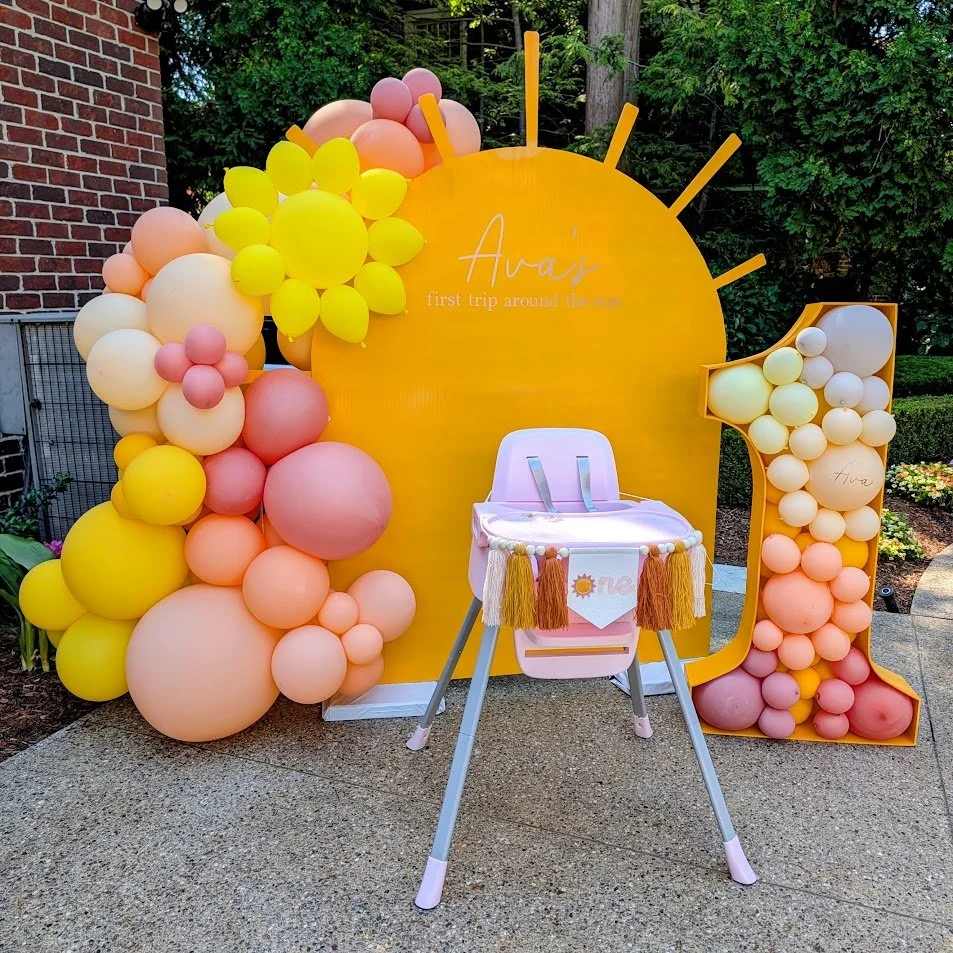 sunshine-birthday-backdrop-party-ideas-commerce-twp.jpg