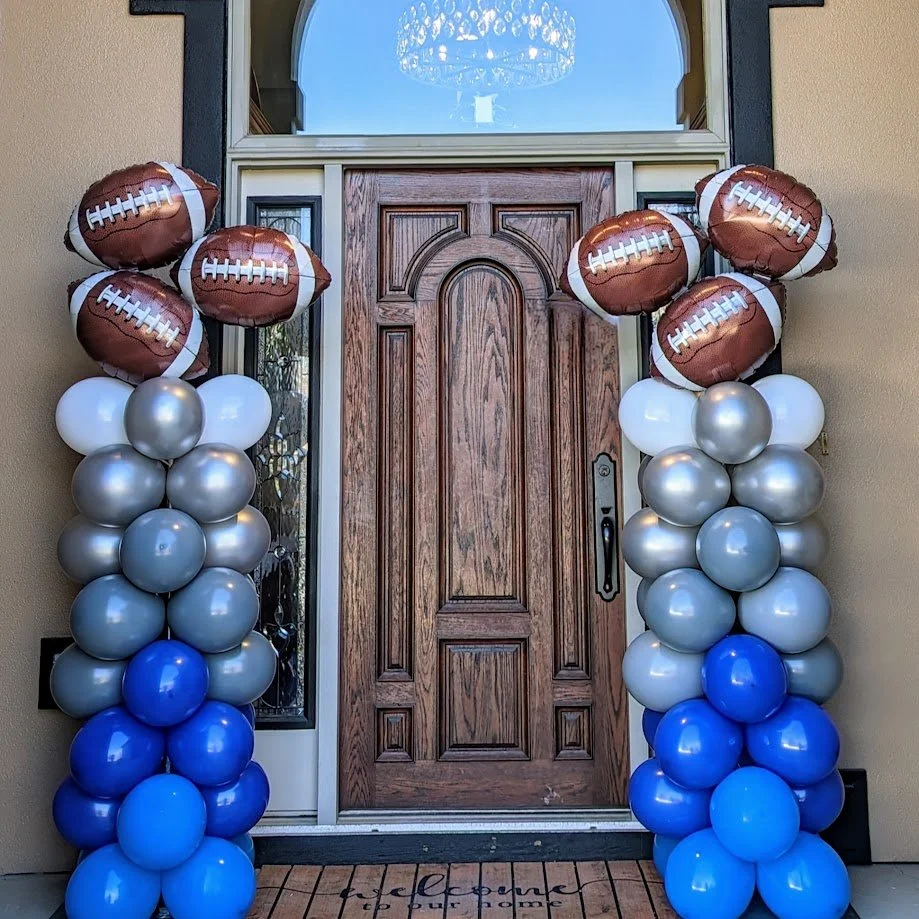 detroit-lions-porch-decorations.jpg