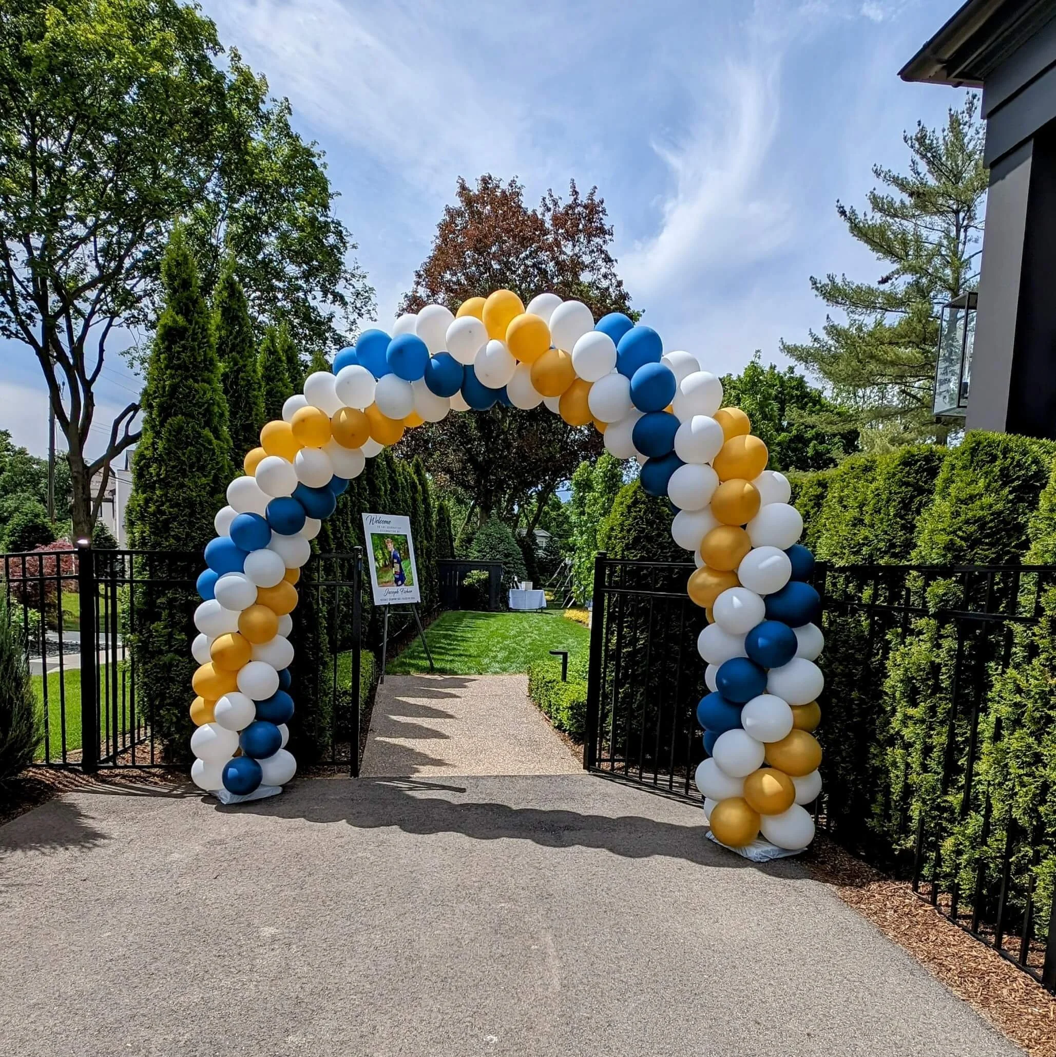 notre-dame-graduation-arch-ideas-west-bloomfield.jpg
