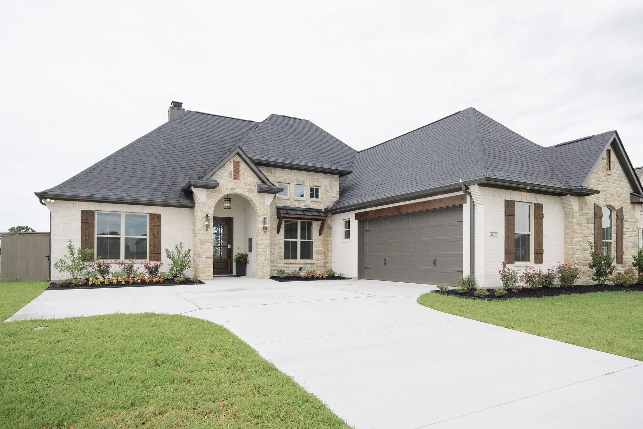 custom home builder in bryan tx, custom home builder in college station tx, homes in college station, new construction homes in college station, new construction home in bryan, new construction home in navasota, best home builder in college station, 
