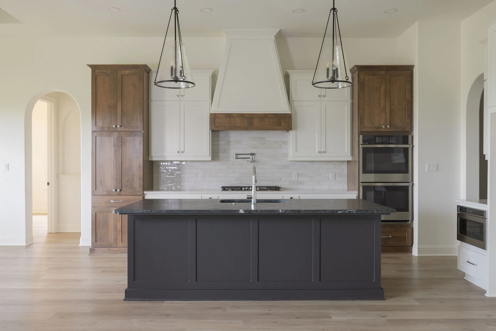 custom home builder in bryan tx, custom home builder in college station tx, homes in college station, new construction homes in college station, new construction home in bryan, new construction home in navasota, best home builder in college station, 