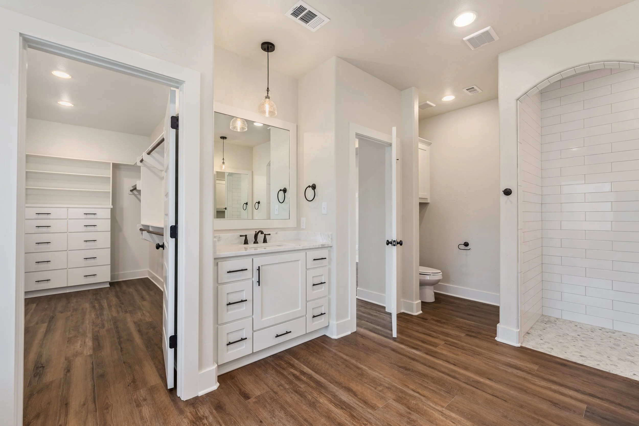 custom home builder in bryan tx, custom home builder in college station tx, homes in college station, new construction homes in college station, new construction home in bryan, new construction home in navasota, best home builder in college station, 