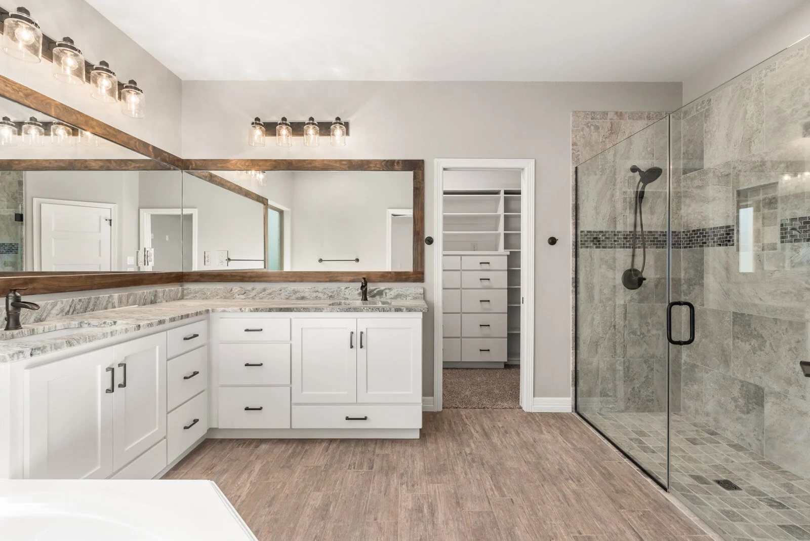 custom home builder in bryan tx, custom home builder in college station tx, homes in college station, new construction homes in college station, new construction home in bryan, new construction home in navasota, best home builder in college station, 