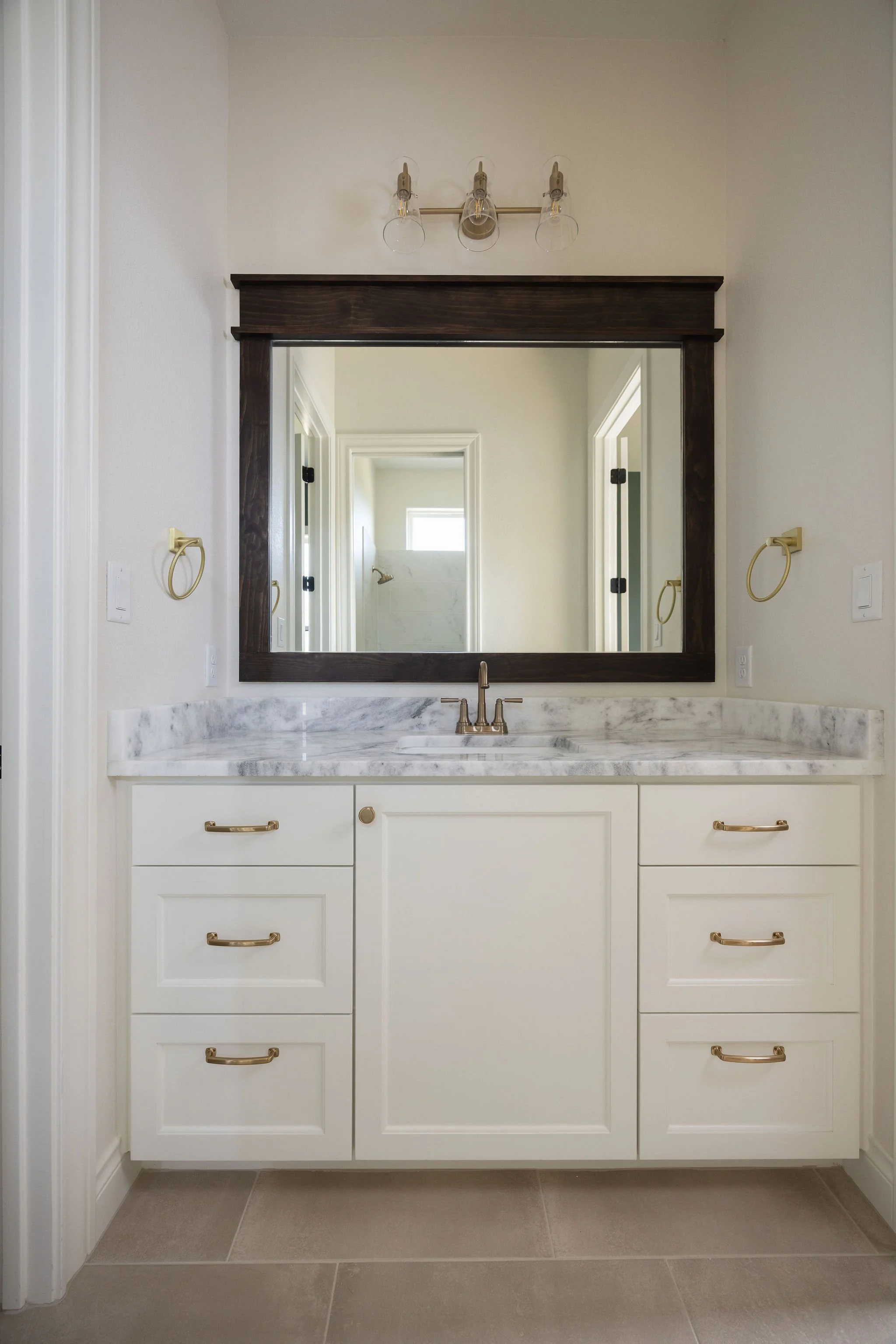 custom home builder in bryan tx, custom home builder in college station tx, homes in college station, new construction homes in college station, new construction home in bryan, new construction home in navasota, best home builder in college station, 