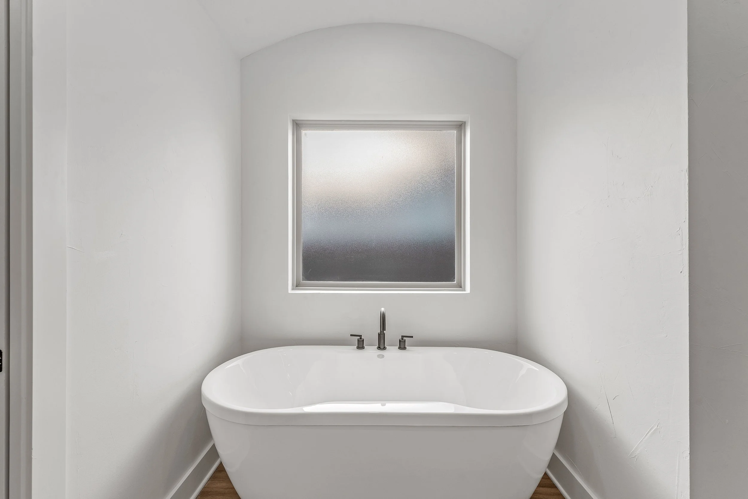 master tub.jpg