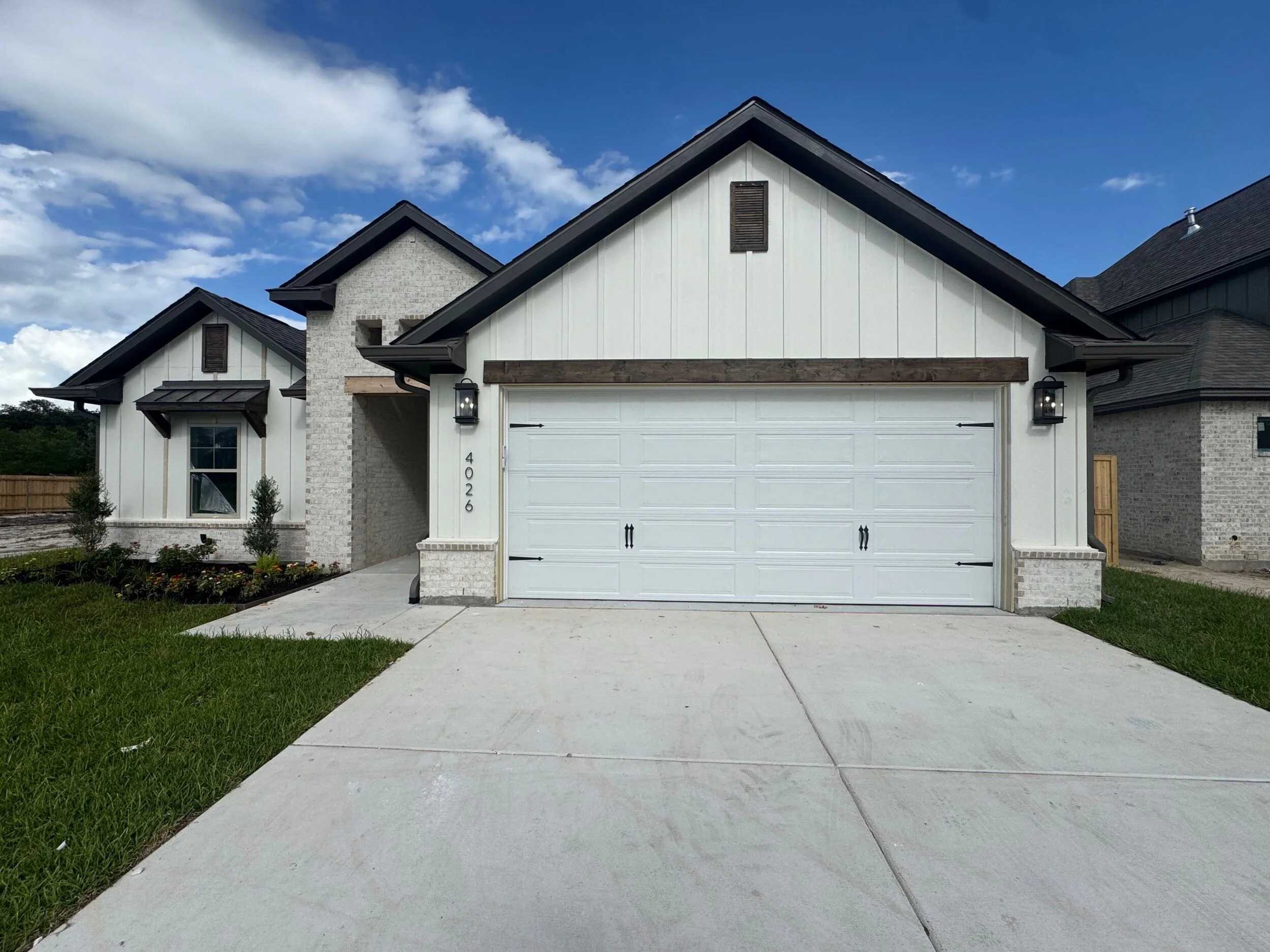 new construction home by Ridgewood Custom Homes in Oakmont in Bryan, tx
