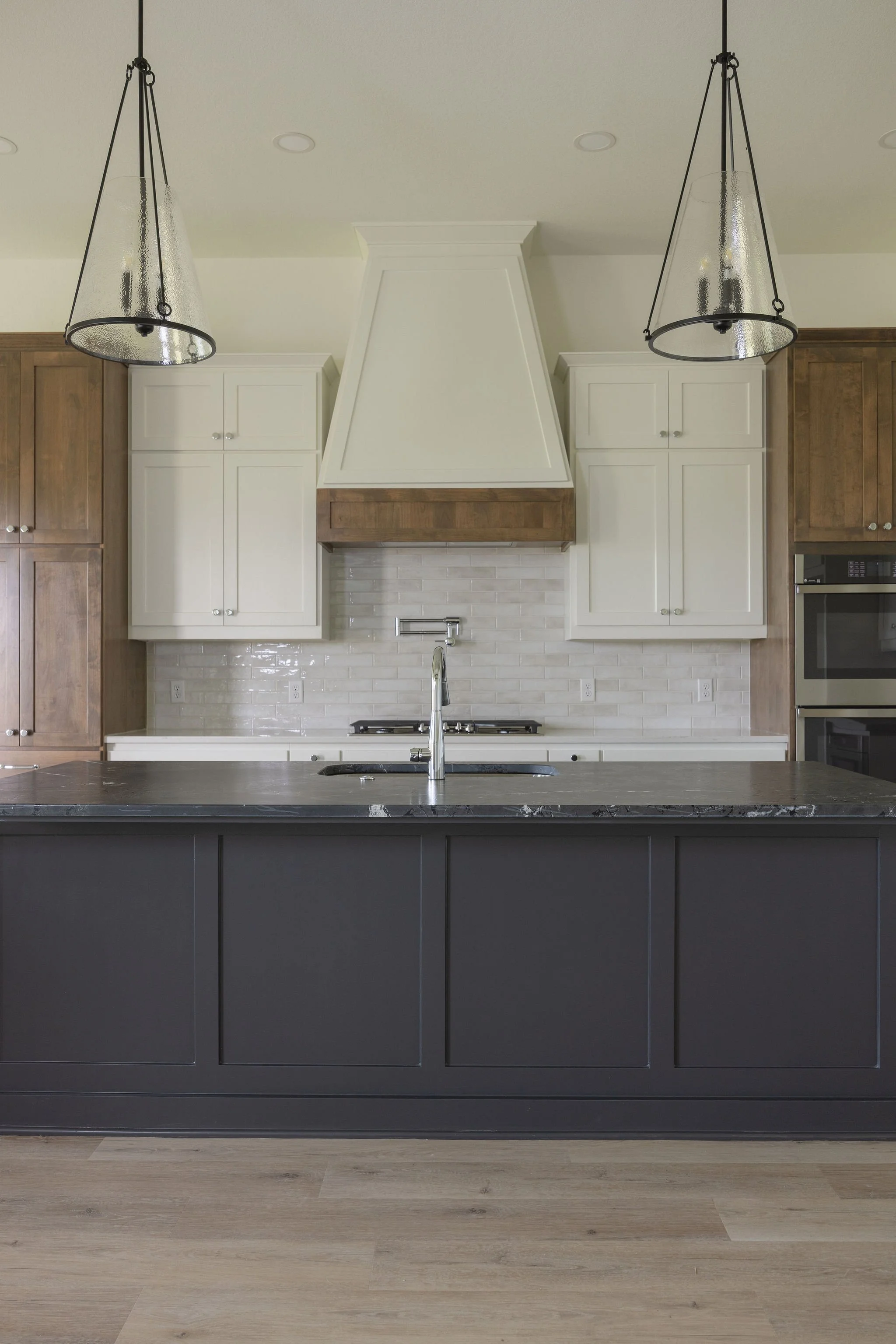 custom home builder in bryan tx, custom home builder in college station tx, homes in college station, new construction homes in college station, new construction home in bryan, new construction home in navasota, best home builder in college station, 