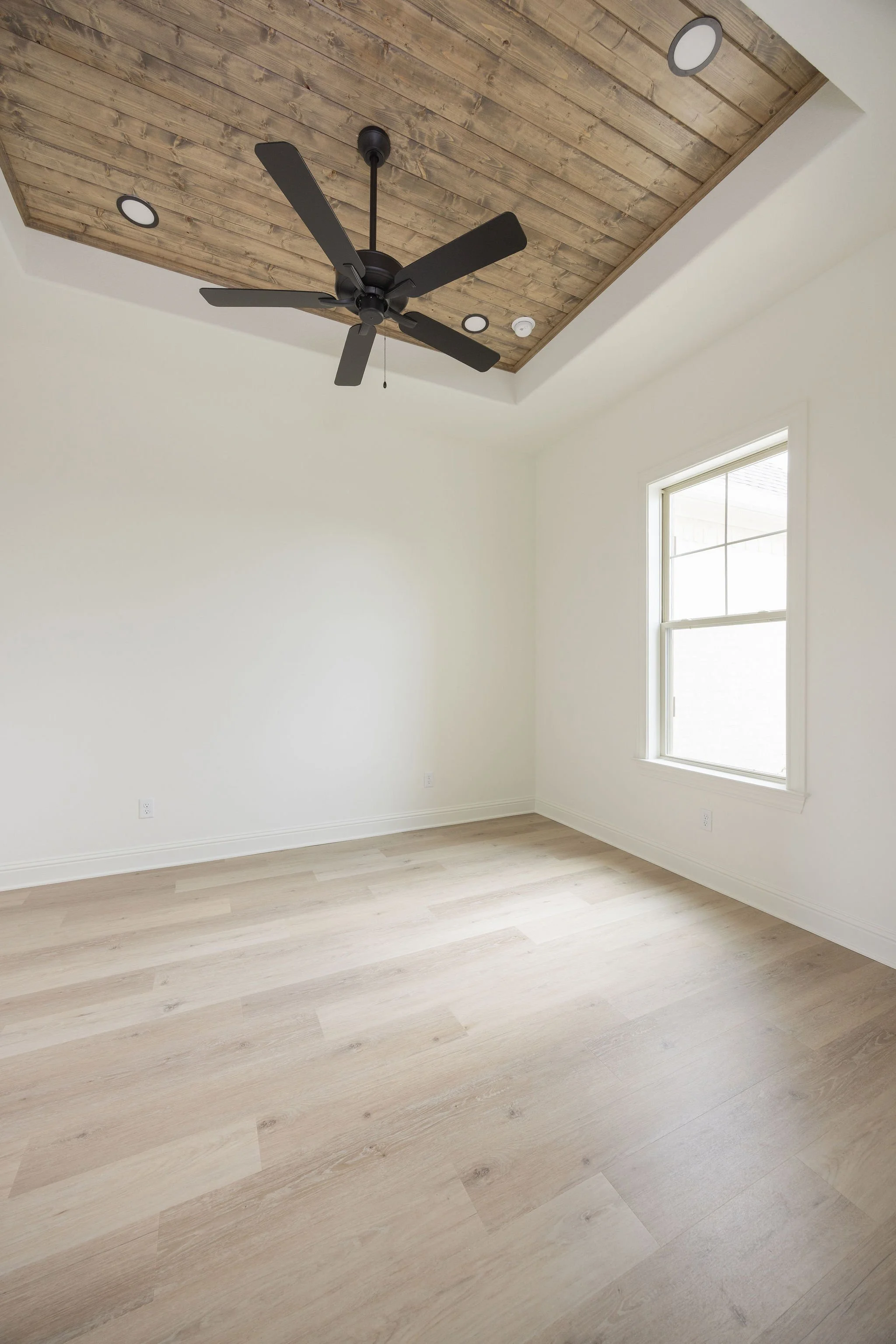 custom home builder in bryan tx, custom home builder in college station tx, homes in college station, new construction homes in college station, new construction home in bryan, new construction home in navasota, best home builder in college station, 