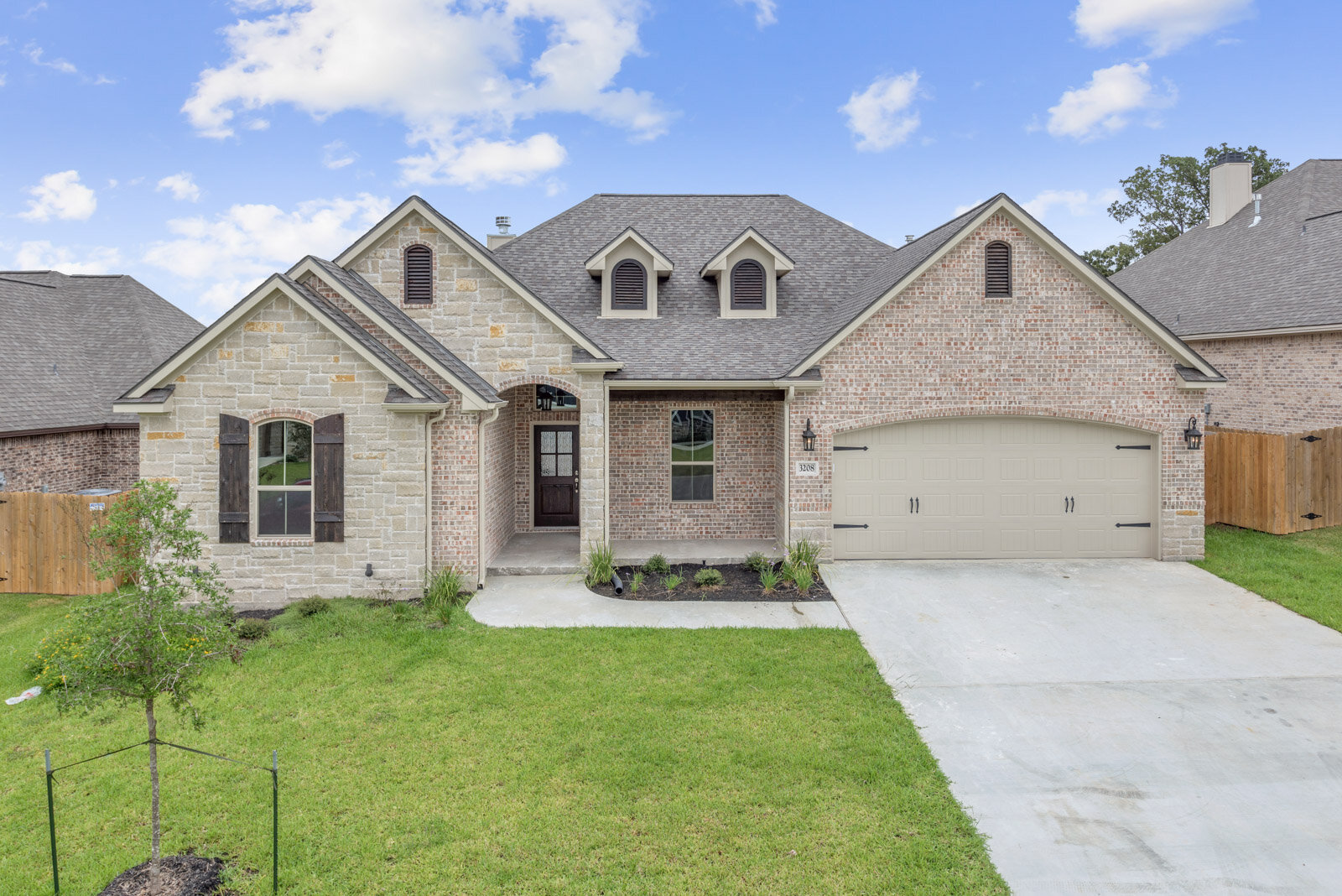 custom home builder in bryan tx, custom home builder in college station tx, homes in college station, new construction homes in college station, new construction home in bryan, new construction home in navasota, best home builder in college station, 