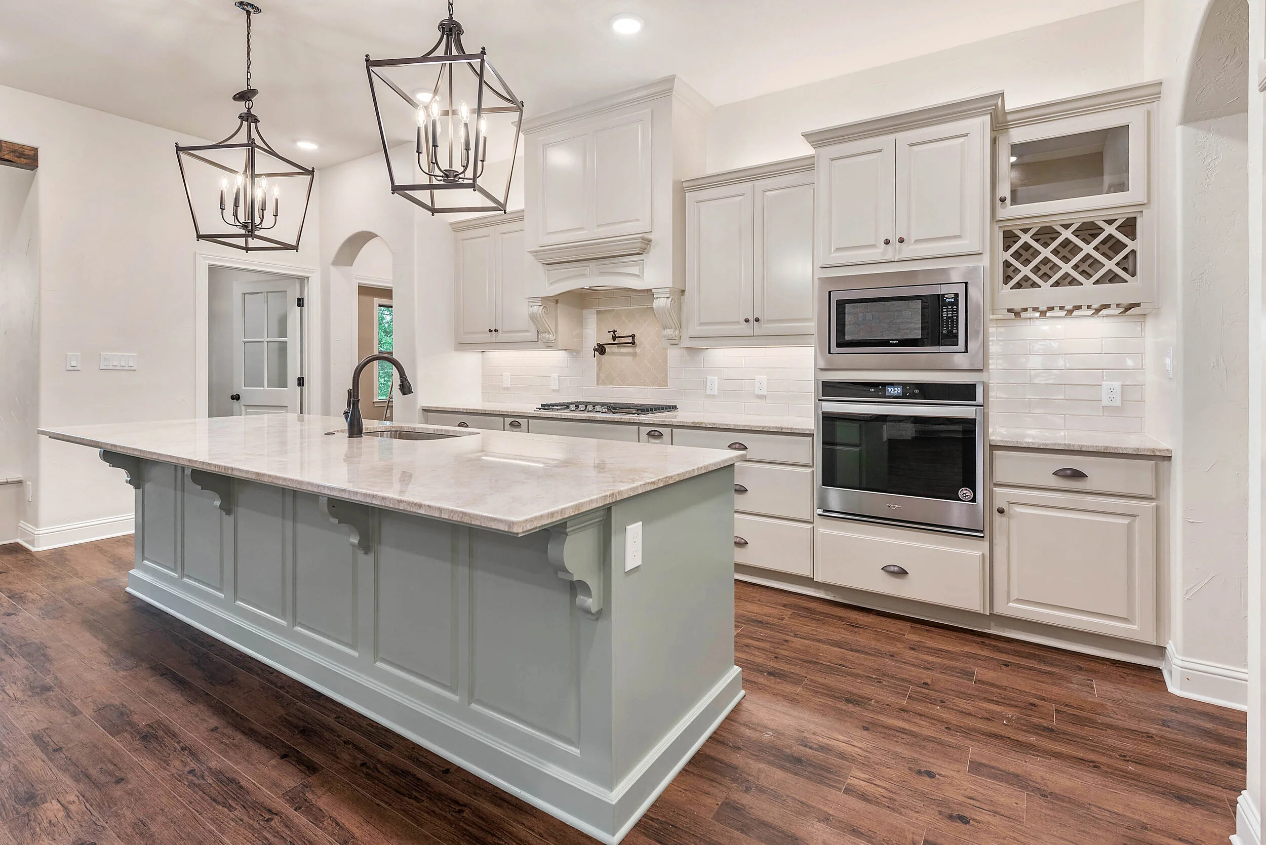 custom home builder in bryan tx, custom home builder in college station tx, homes in college station, new construction homes in college station, new construction home in bryan, new construction home in navasota, best home builder in college station, 