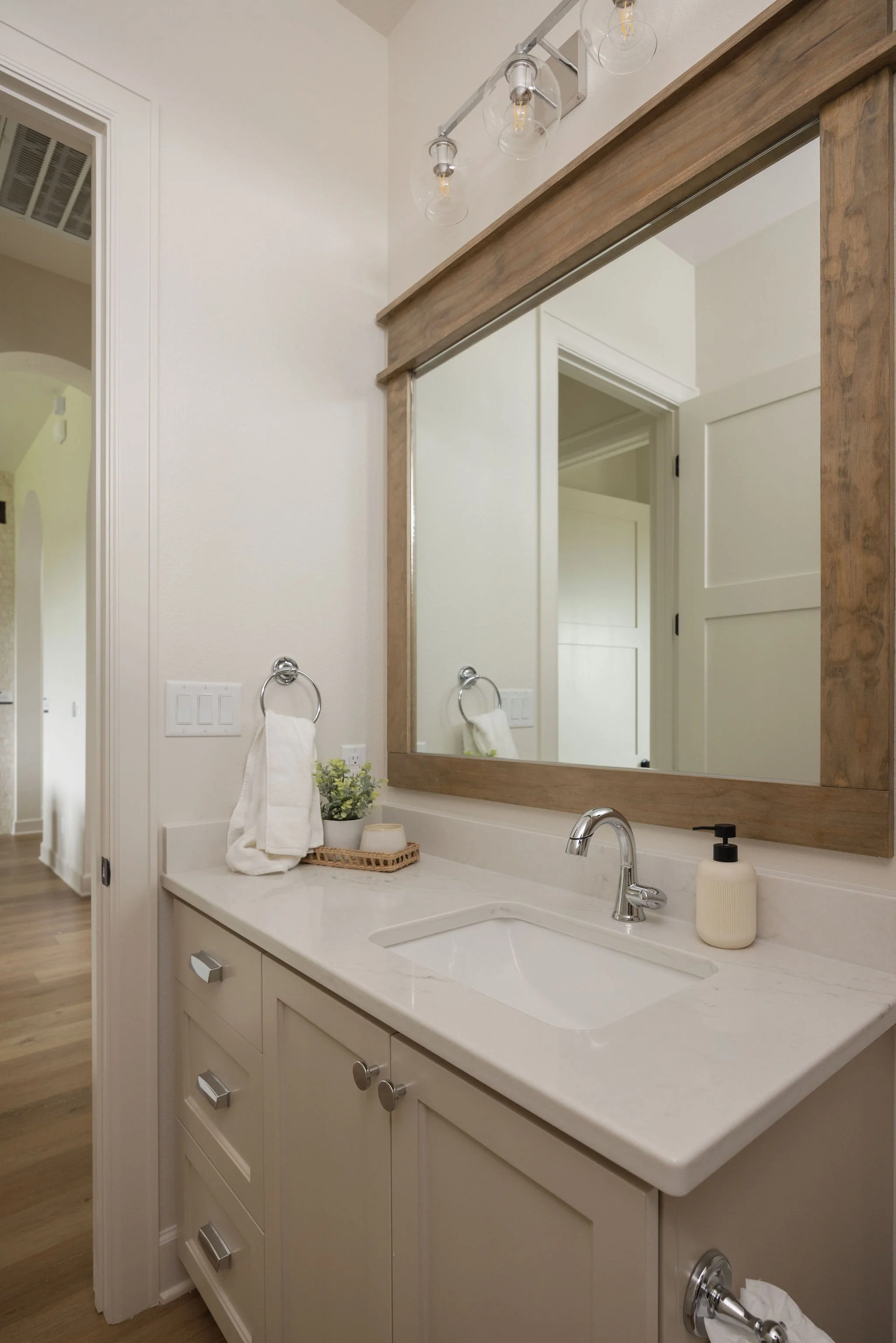 custom home builder in bryan tx, custom home builder in college station tx, homes in college station, new construction homes in college station, new construction home in bryan, new construction home in navasota, best home builder in college station, 