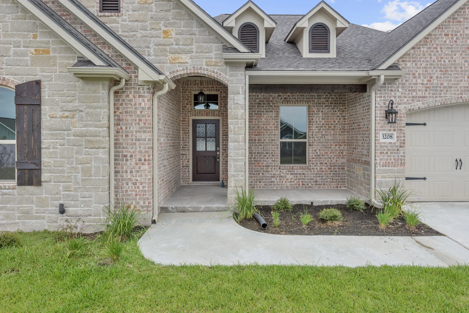 custom home builder in bryan tx, custom home builder in college station tx, homes in college station, new construction homes in college station, new construction home in bryan, new construction home in navasota, best home builder in college station, 