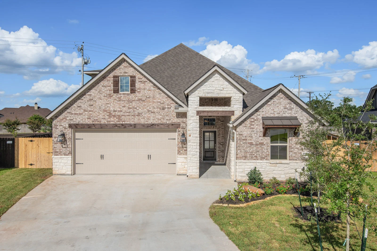 custom home builder in bryan tx, custom home builder in college station tx, homes in college station, new construction homes in college station, new construction home in bryan, new construction home in navasota, best home builder in college station, 