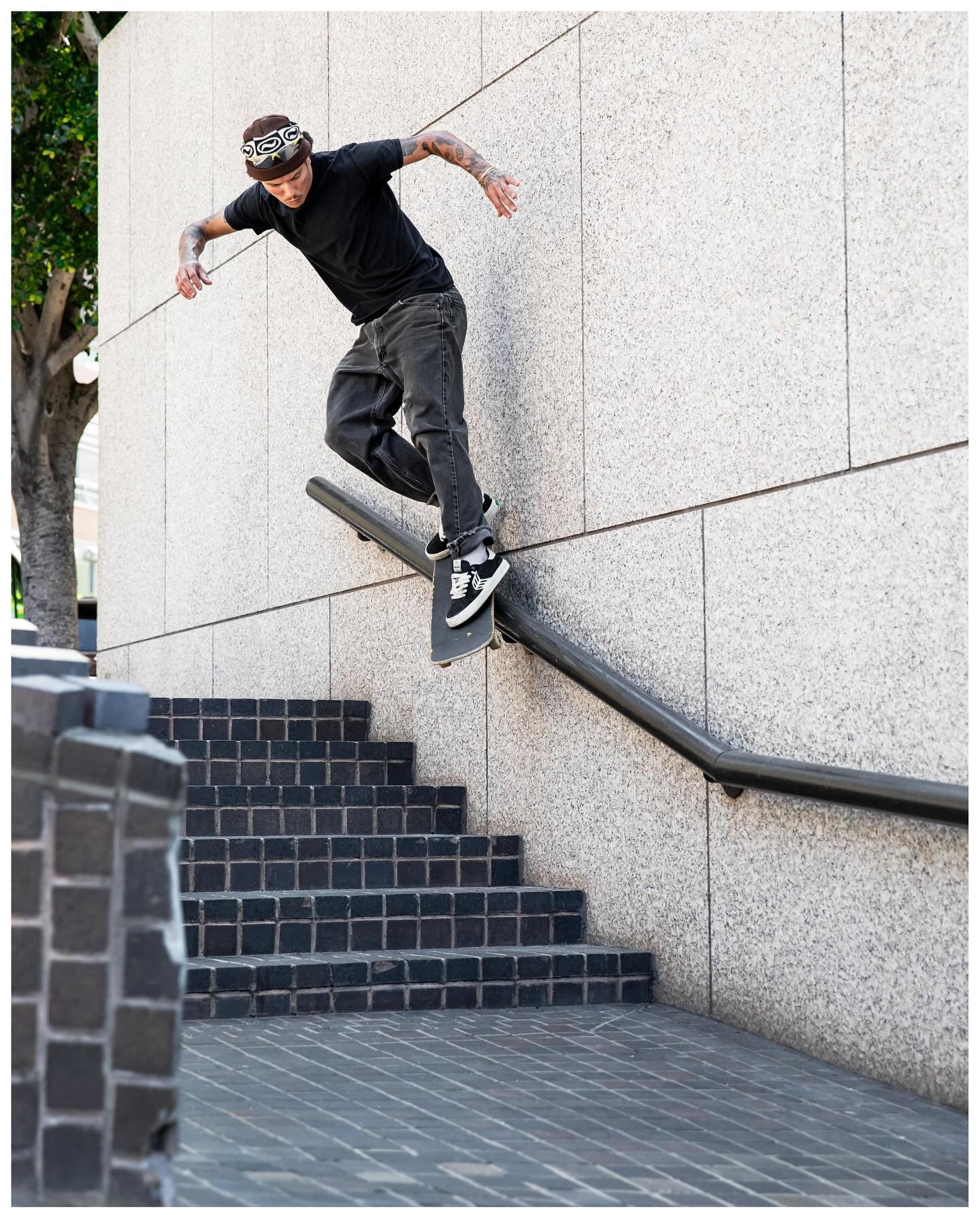 @trevorcolden quick hit bs smith ⚡️

Tough choice on this one for fisheye or long lens, which do you prefer? 

#skateboarding