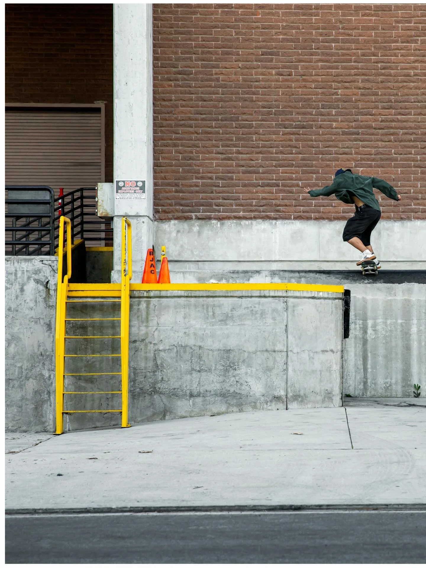 @hibiki_810ri tall order fs nose to 180 nosegrind 🔥

#skateboarding