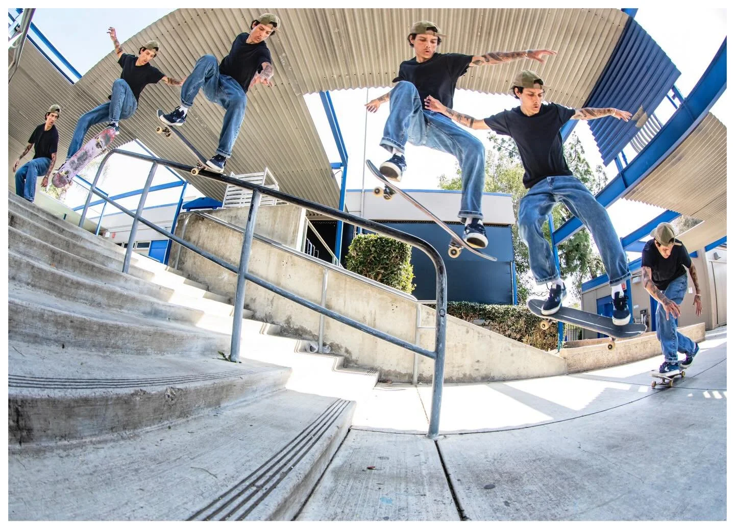 Love shooting sequences like this! @trevorcolden crook bs 180 from his &ldquo;Sandra&rdquo; part 

#skateboarding
