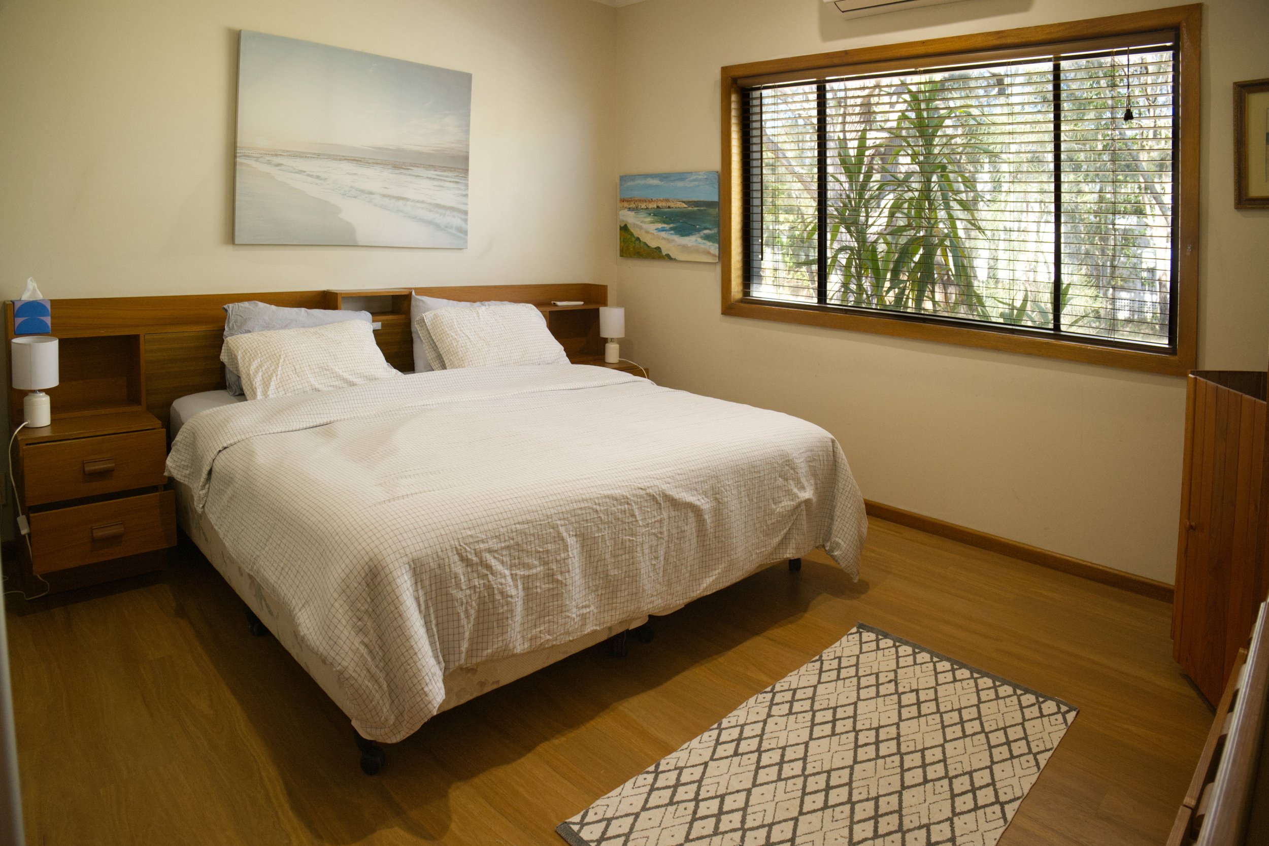 Bedroom_1.jpg