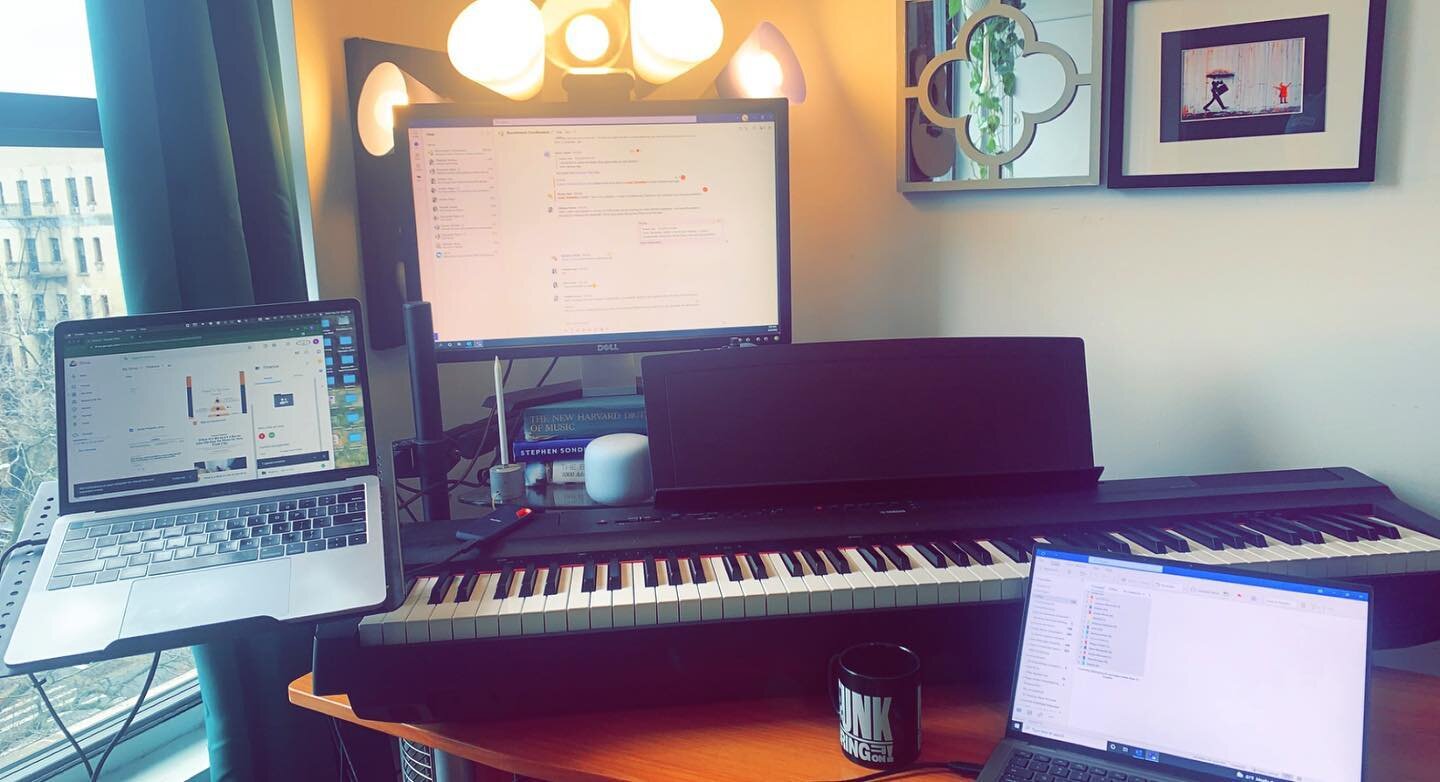 🎹☕️📚📝

What to Bring to Each Lesson: 

1. Sheet Music &ndash; Printed Out! (2-3 copies, double sided in 3-ring binder) 

2. Pencil 

3. Highlighter 

4. Journal (Typed or Hand-Written)

5. Metronome app on phone and a separate recording device tha