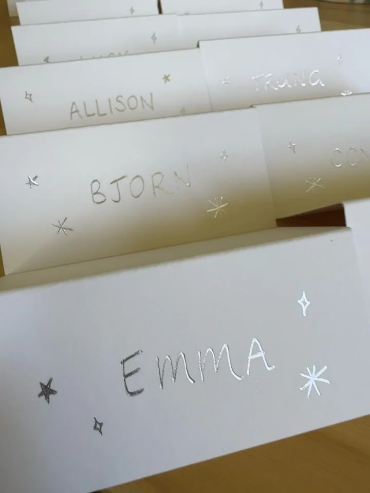 A lot of love went into these little sparkly Place cards 🪩💿💍📎🛸🥄