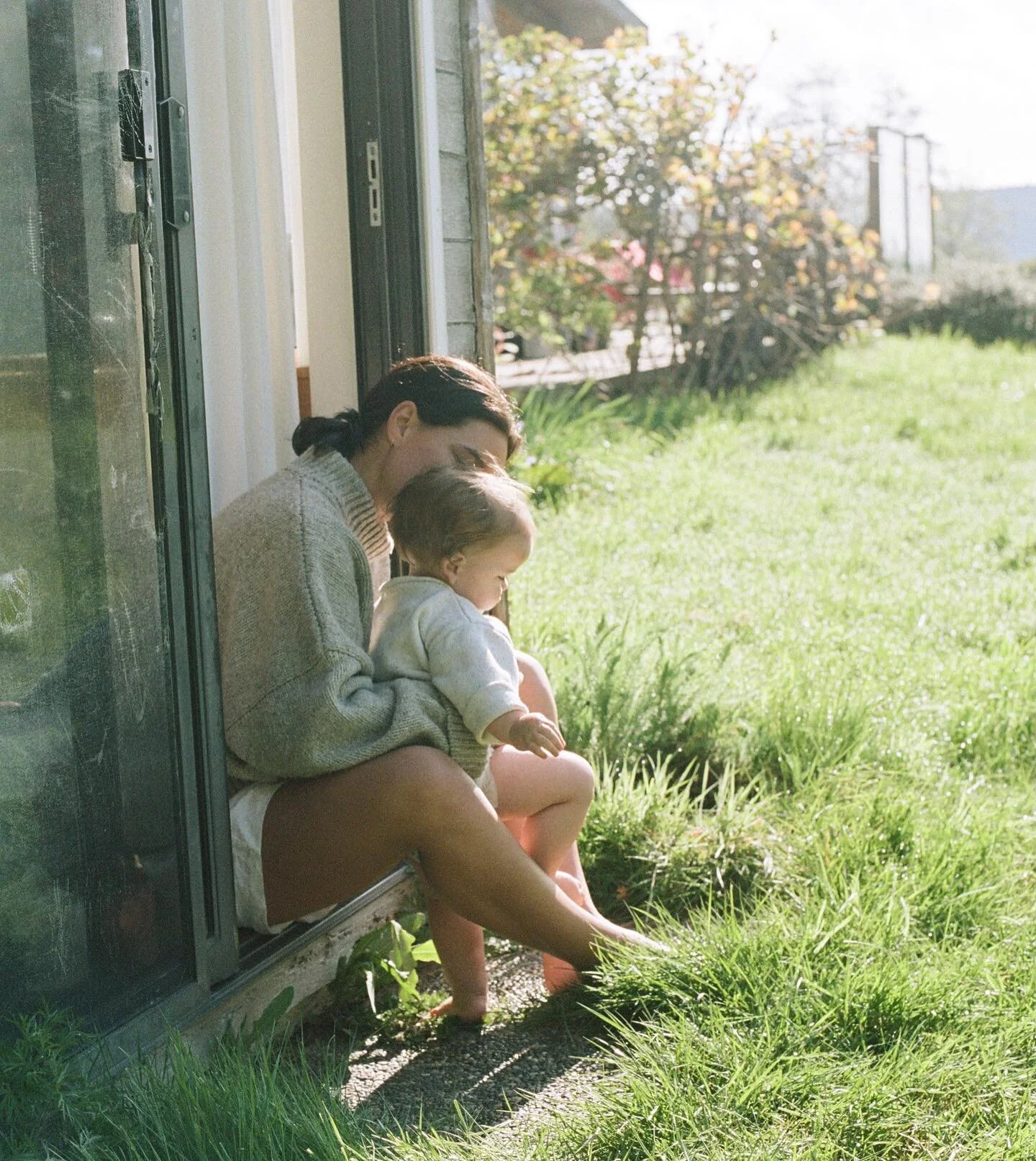 blue turned 2!!!

 I think being his aunt is the greatest gift of all. In the last two years I have spent heaps of time reflecting on how lucky we all are to have him in our family, and how much closer we have all become by sharing this immense amoun