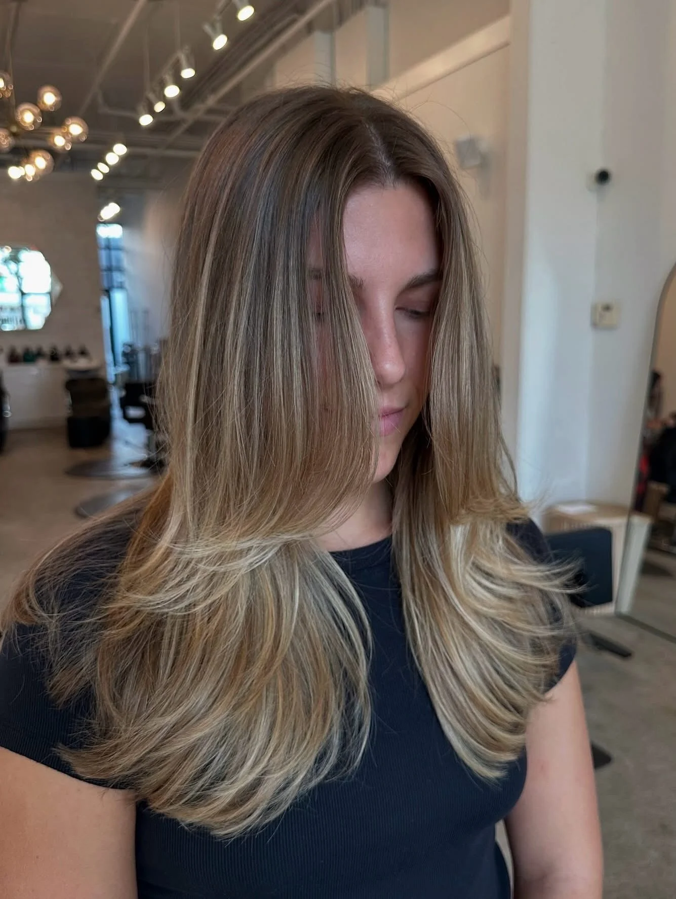 Lived-in Luxe ✨ 

Created by @serenaloveshair 
.
.
.
.
.
.
.
.
 #color #brunette #haircare #hairoftheday #haircolour #foilayage #haircolorist #hairtrends #hairpainting #fashion #style #bestofbalayage #hairideas #healthyhair #hairfashion #blondespecia