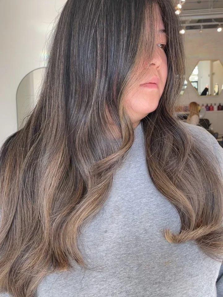 Seamless and lived in ⚡️

Swipe for the before ➡️

Created by @rawan_alrawe 
.
.
.
.
.
.
.
.
#hairvideo #hair #hairtutorial #hairstyle #hairstyles #haircut #hairstylist #haircolor #hairtransformation #hairgoals #hairvideos #hairideas #hairfashion #ha