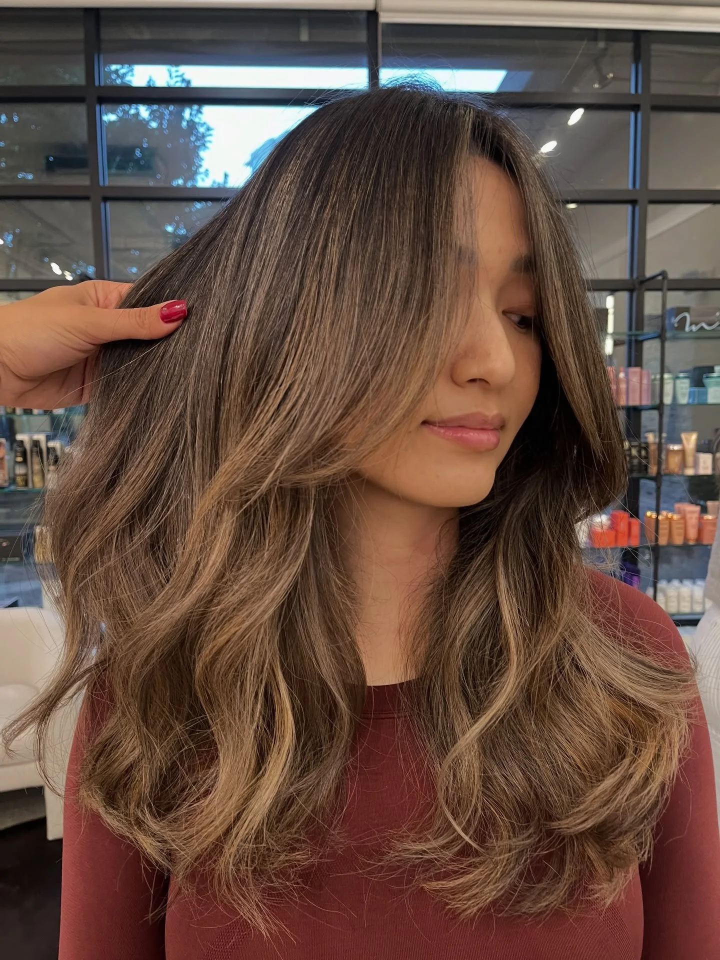 Delivering our bronde hair dreams 🤎✨ 

Created by @rawan_alrawe 
.
.
.
.
.
.
.
.
#brondebalayage #balayage #haircolor #hairstyles #balayaged #hairgoals #hairstylist #vancityhair #vancouversalon