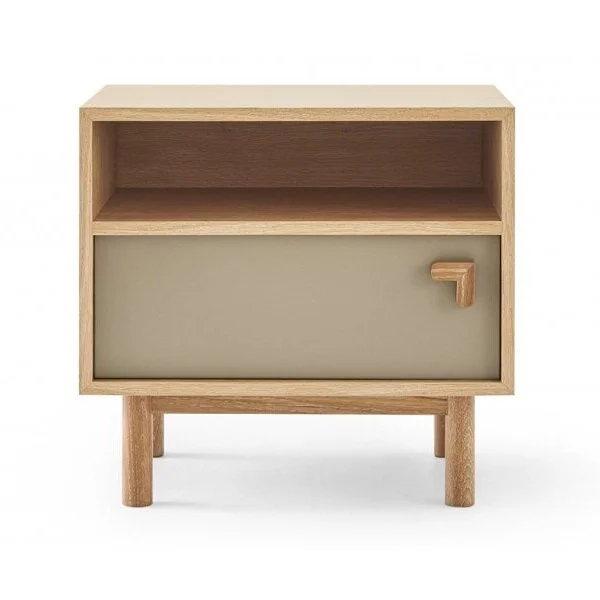 SP-Isla_Bedside01_01-800x600+%281%29.jpg