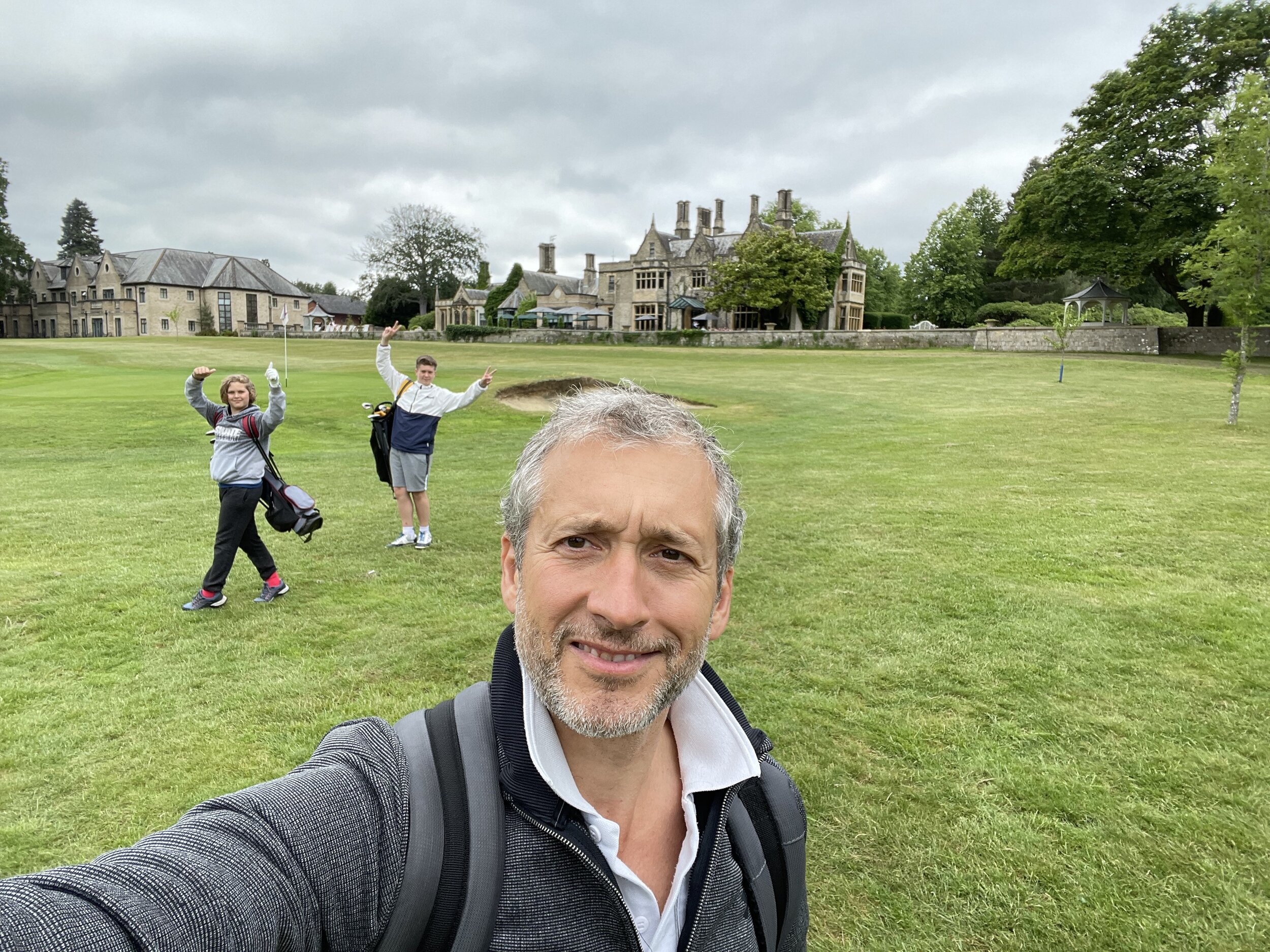 ✨Happy Father's Day one and all!✨ @foxhillssurrey ! 🦈🦊 👀⛳️🏌️‍♂️