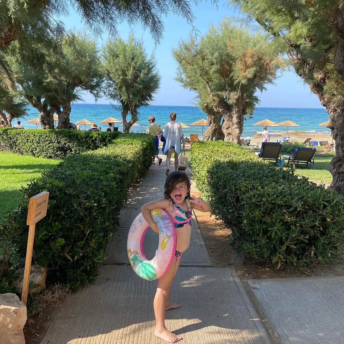 #crete #diva #bitetheshark