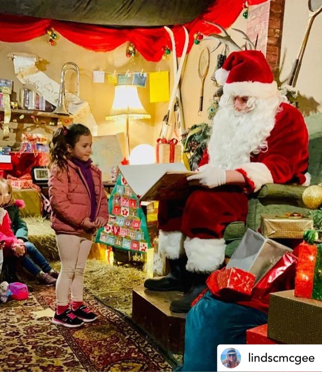 Yes Santa, I promise I have been a very good girl 🥰