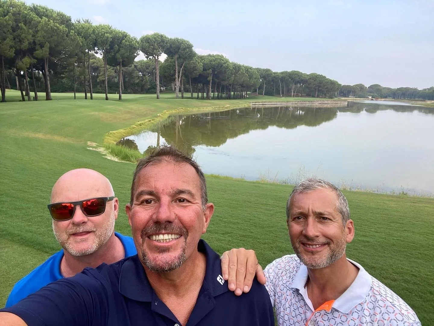 8-Aug: Gloria golfing! ⛳️🏌️‍♂️👌