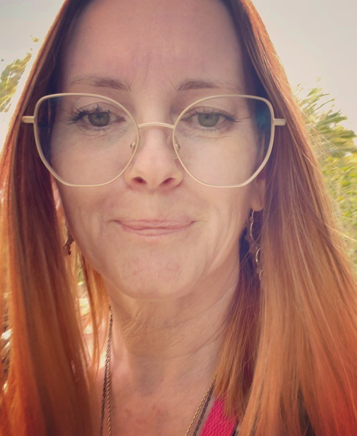 Followed the cosmic nudges and ended up road-tripping to Crystal Castle in northern NSW today&hellip;oooof it&rsquo;s freaking beautiful out here, and the crystals are 🤯😍 
Not entirely sure what the reason is that I had to be here&hellip;but am pre